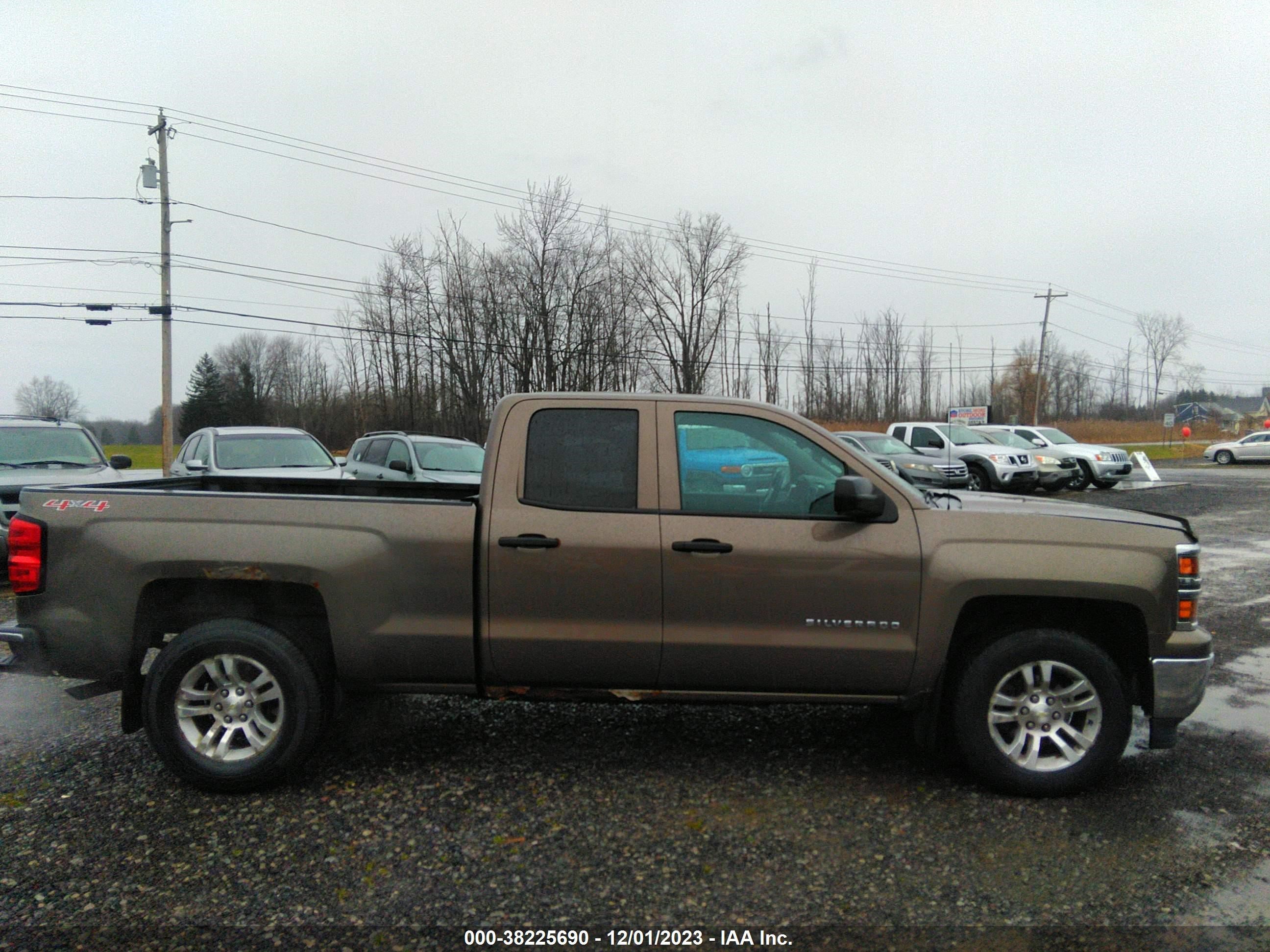 2014 Chevrolet Silverado 1500 1Lt vin: 1GCVKREC2EZ112213