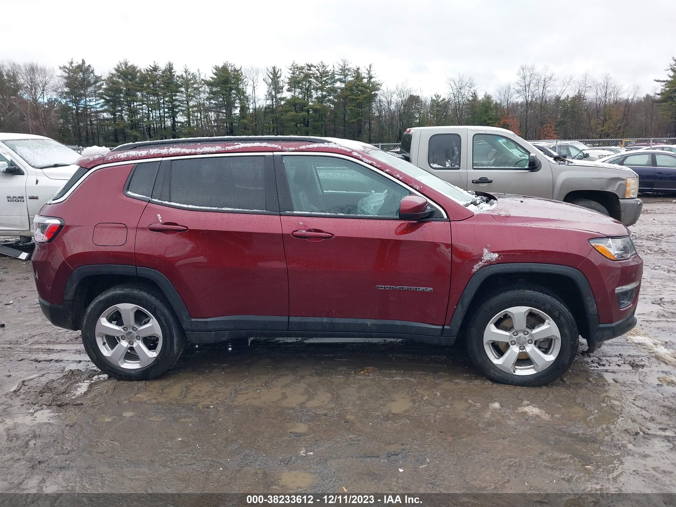 2021 Jeep Compass Latitude 4X4 vin: 3C4NJDBB6MT506658