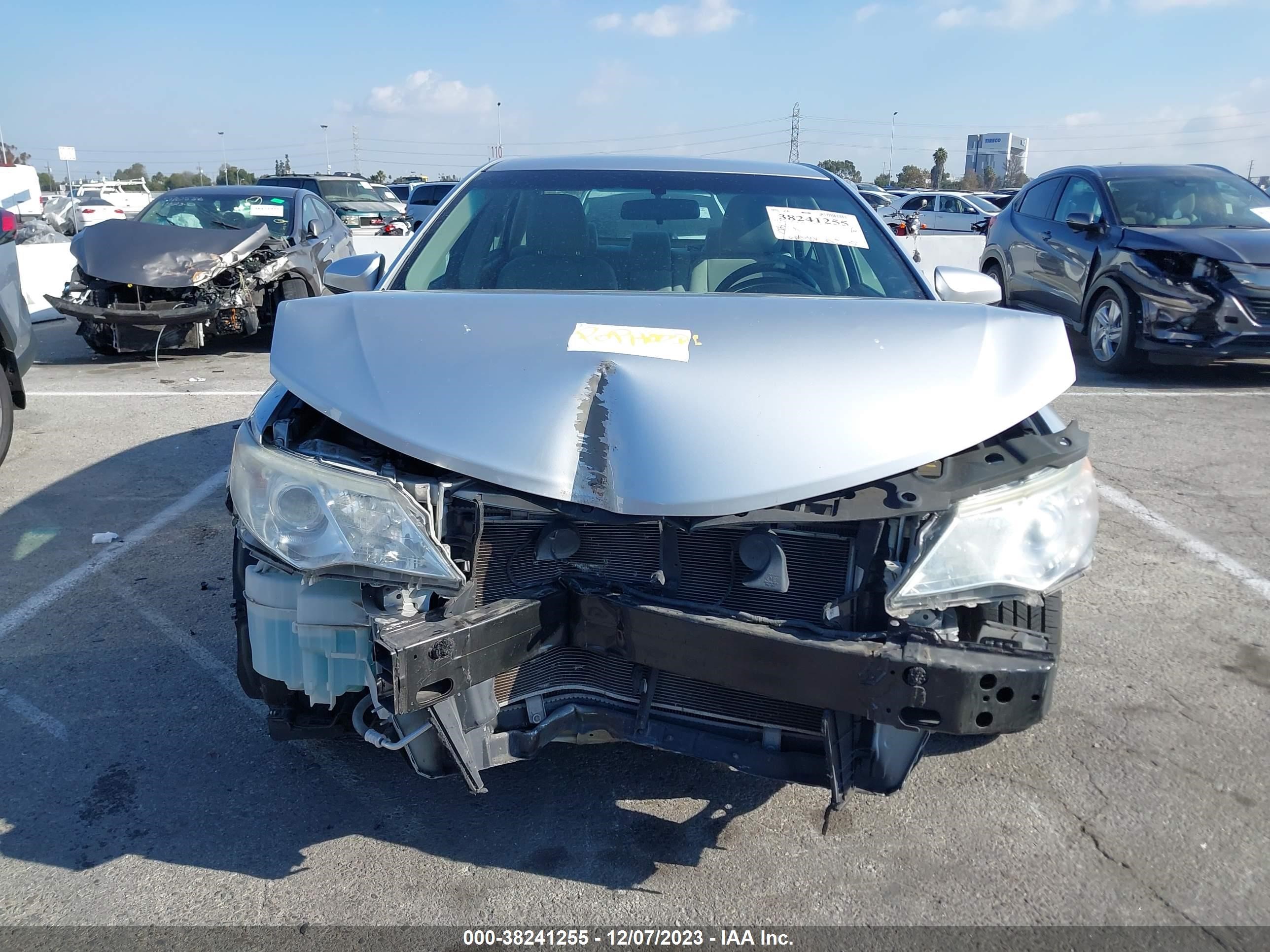4T4BF1FK0ER444714 2014 Toyota Camry Le