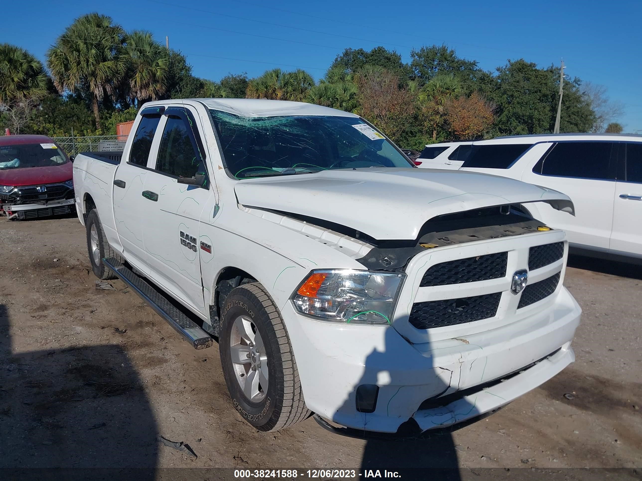 2017 Ram 1500 Express 4X2 6'4" Box vin: 1C6RR6FT7HS500679