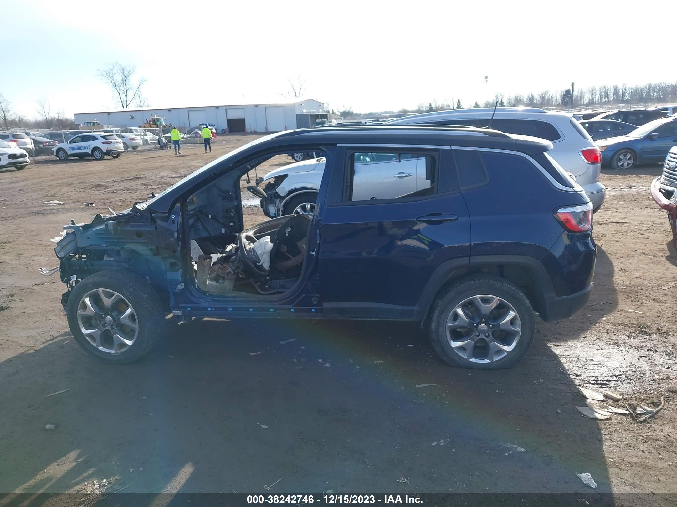 2020 Jeep Compass Limited 4X4 vin: 3C4NJDCB4LT167329