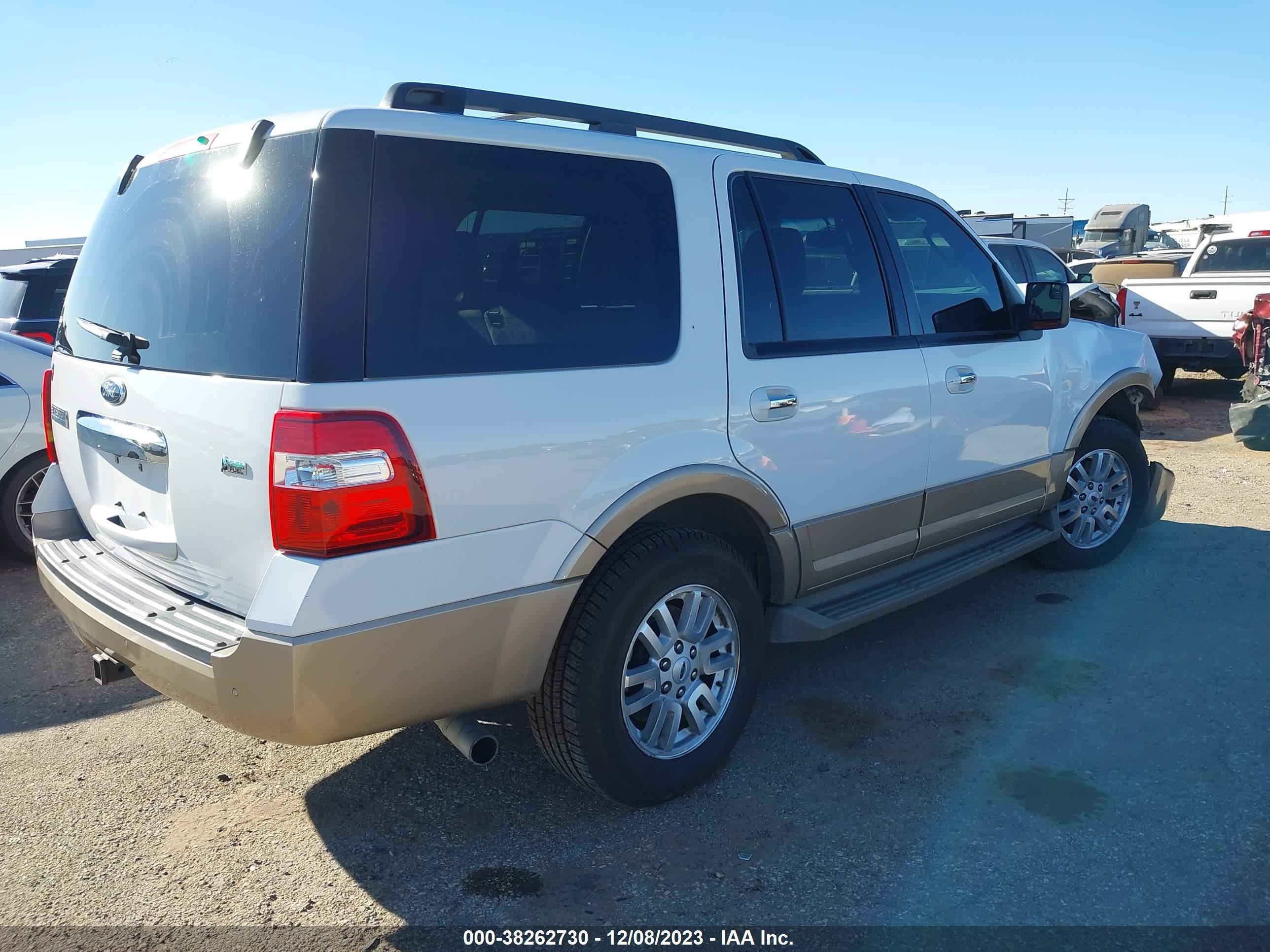 2014 Ford Expedition Xlt vin: 1FMJU1H5XEEF62671