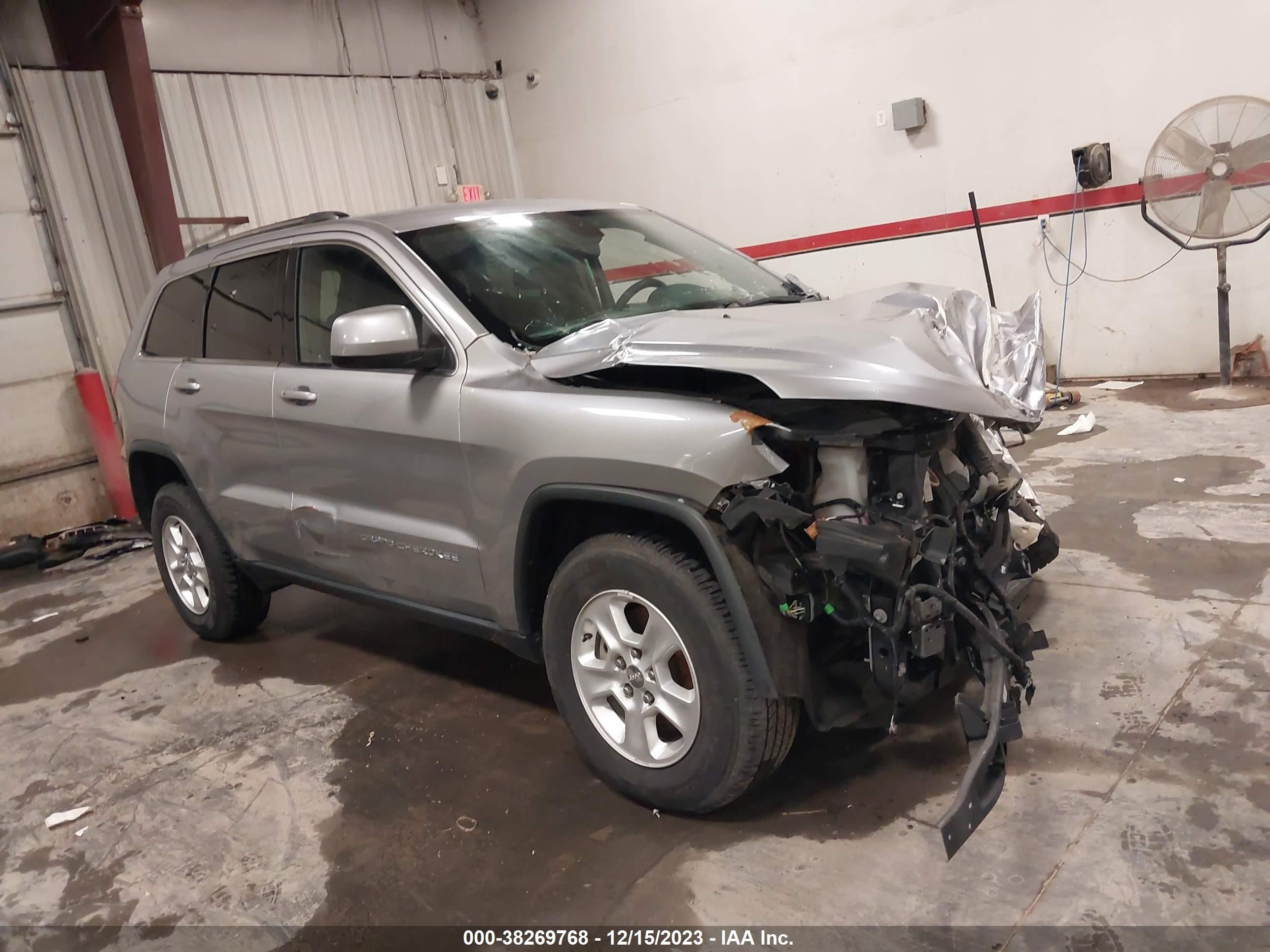 2015 Jeep Grand Cherokee Laredo vin: 1C4RJFAG8FC676562