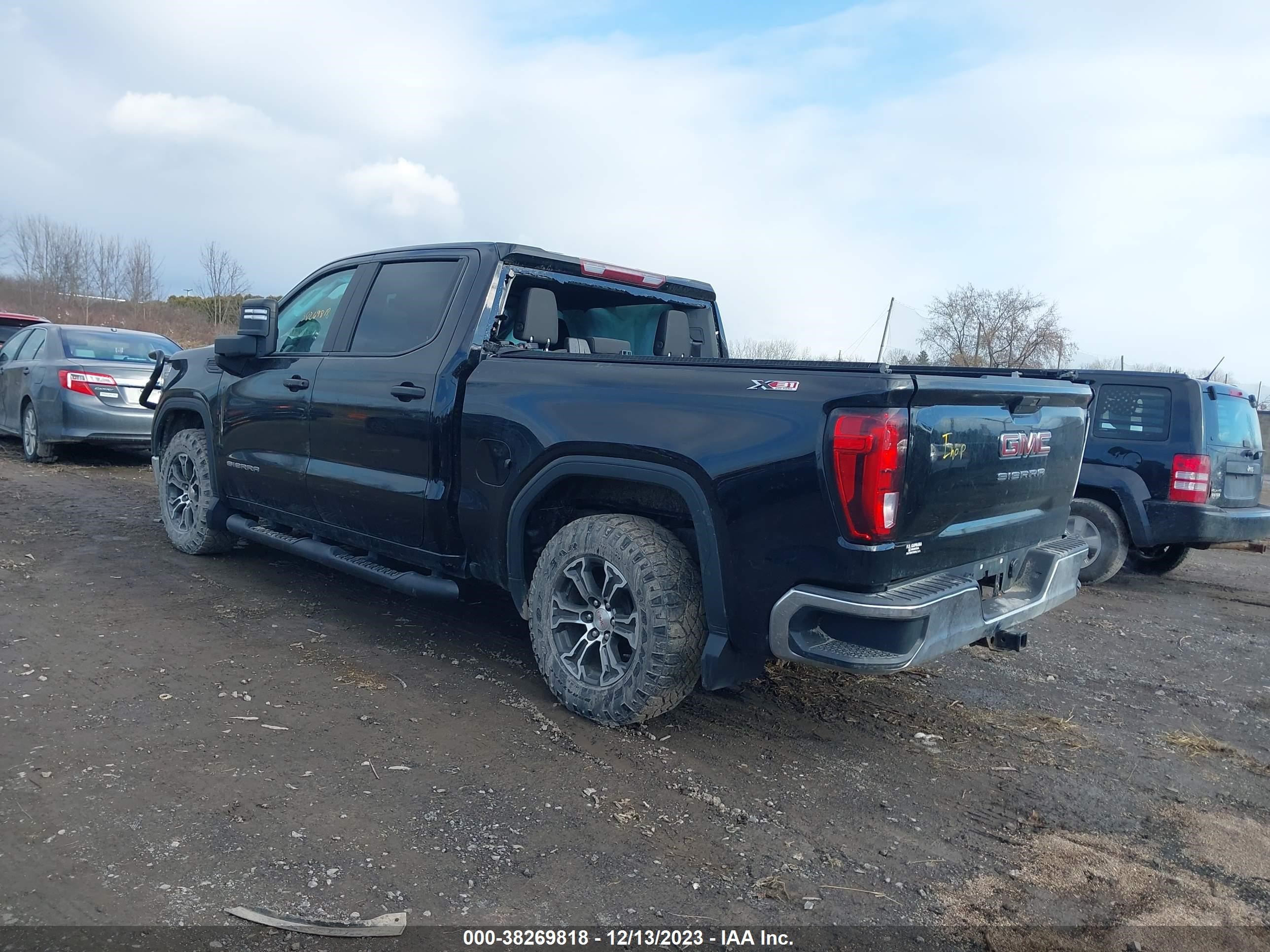 2020 GMC Sierra 1500 4Wd Short Box Sierra/4Wd Standard Box Sierra vin: 1GTU9AEF7LZ123014