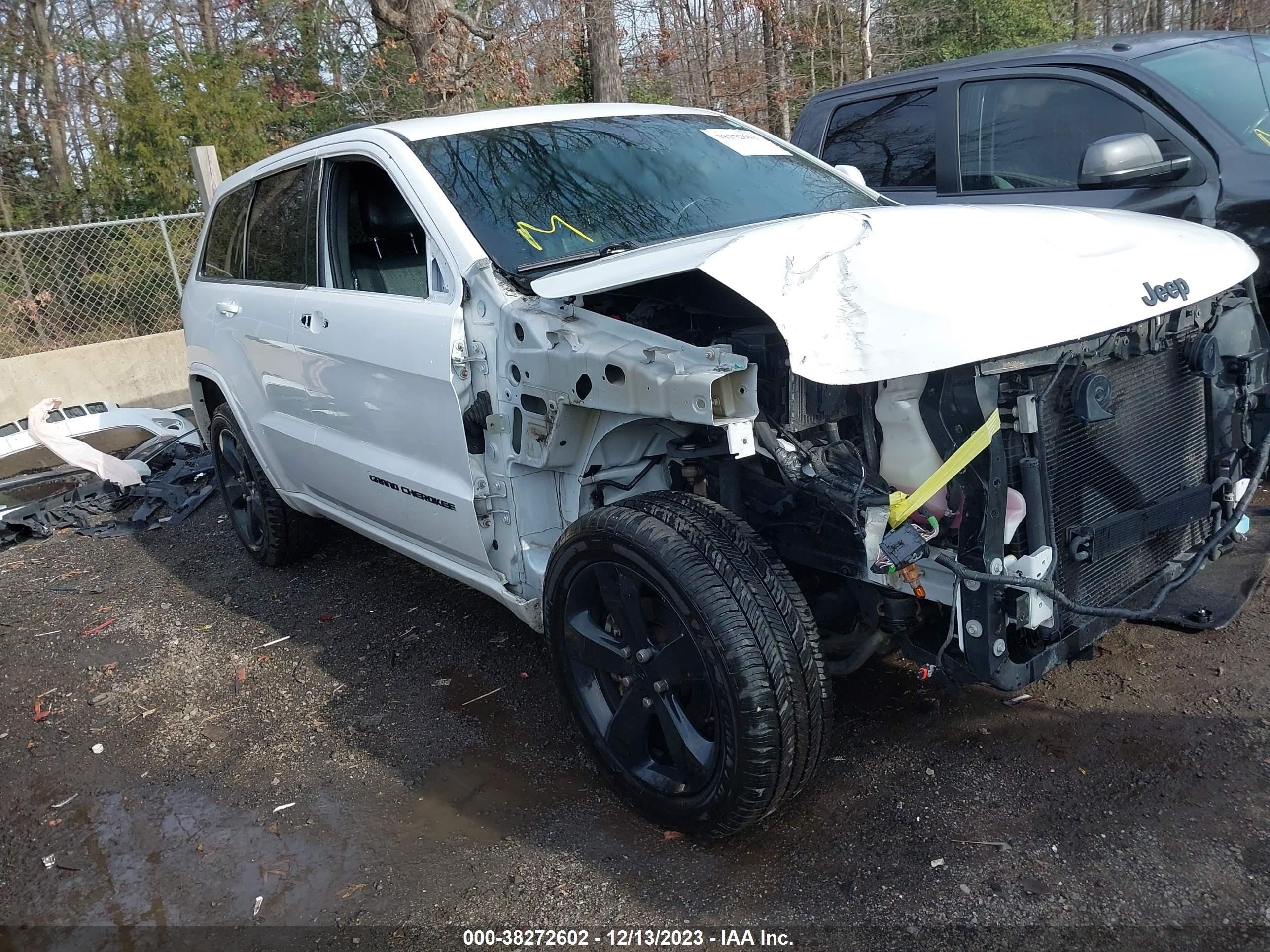 2015 Jeep Grand Cherokee Laredo vin: 1C4RJFAGXFC130801