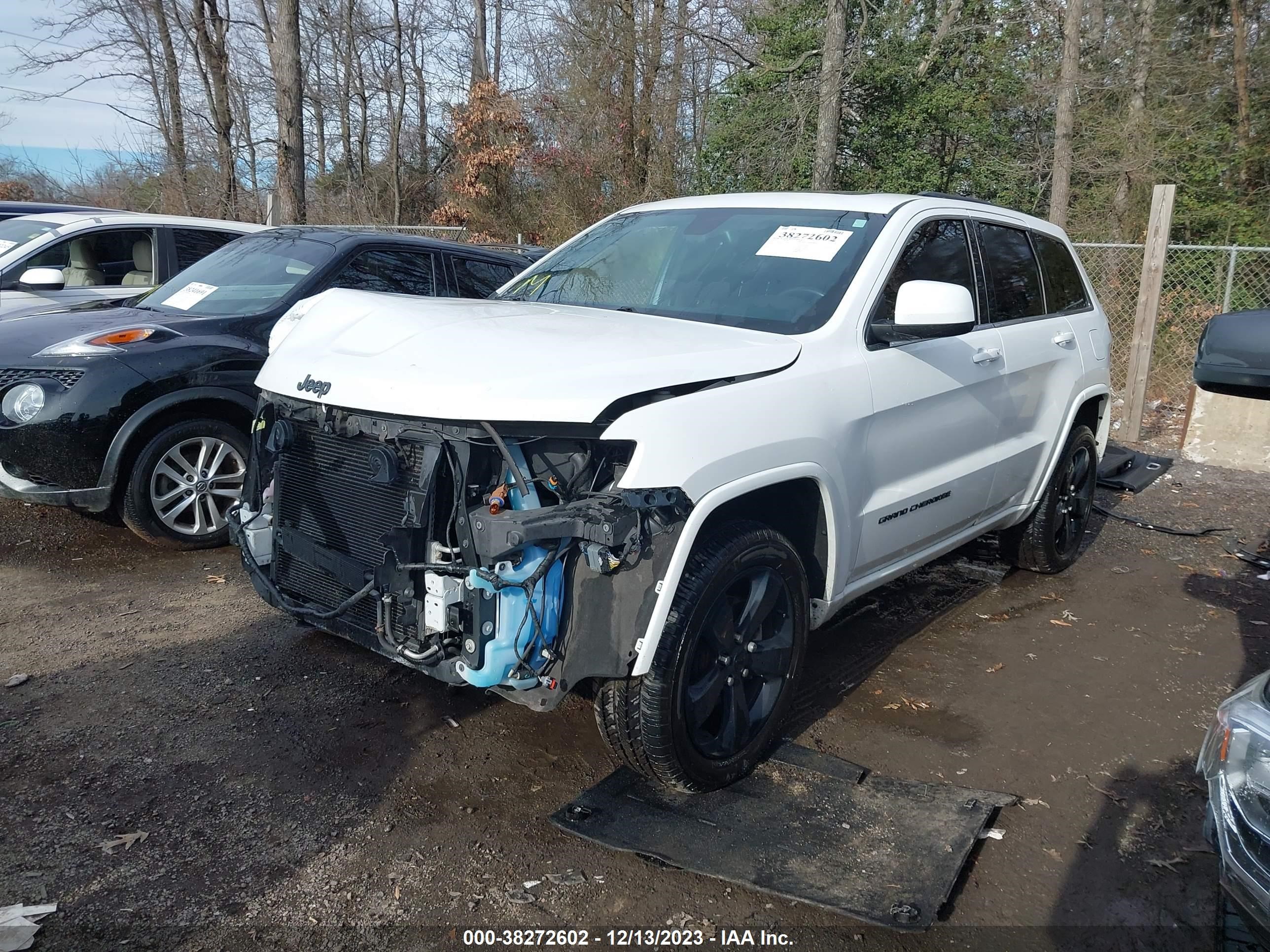 2015 Jeep Grand Cherokee Laredo vin: 1C4RJFAGXFC130801