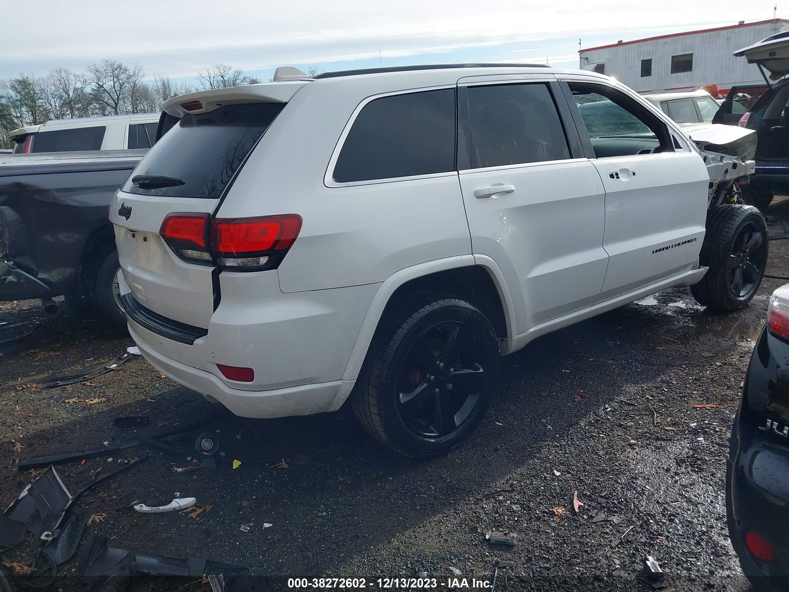 2015 Jeep Grand Cherokee Laredo vin: 1C4RJFAGXFC130801