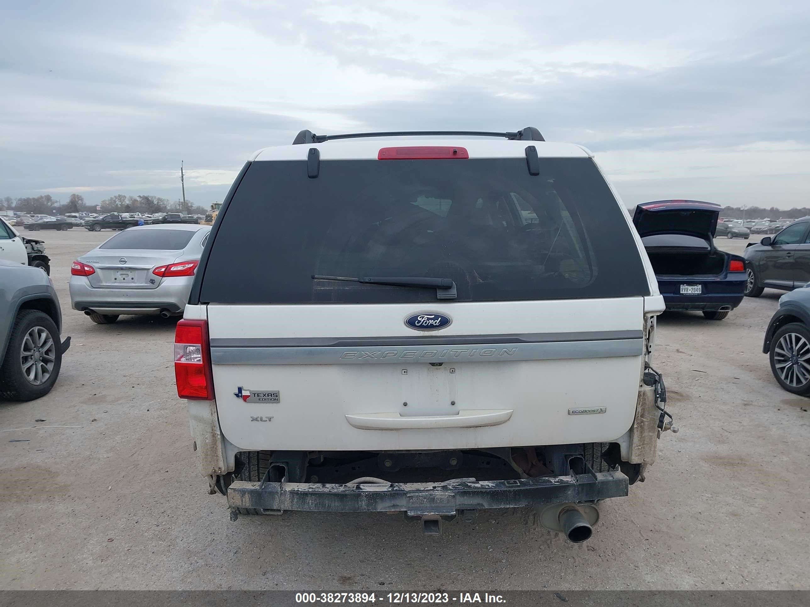 2016 Ford Expedition Xlt vin: 1FMJU1HTXGEF33799