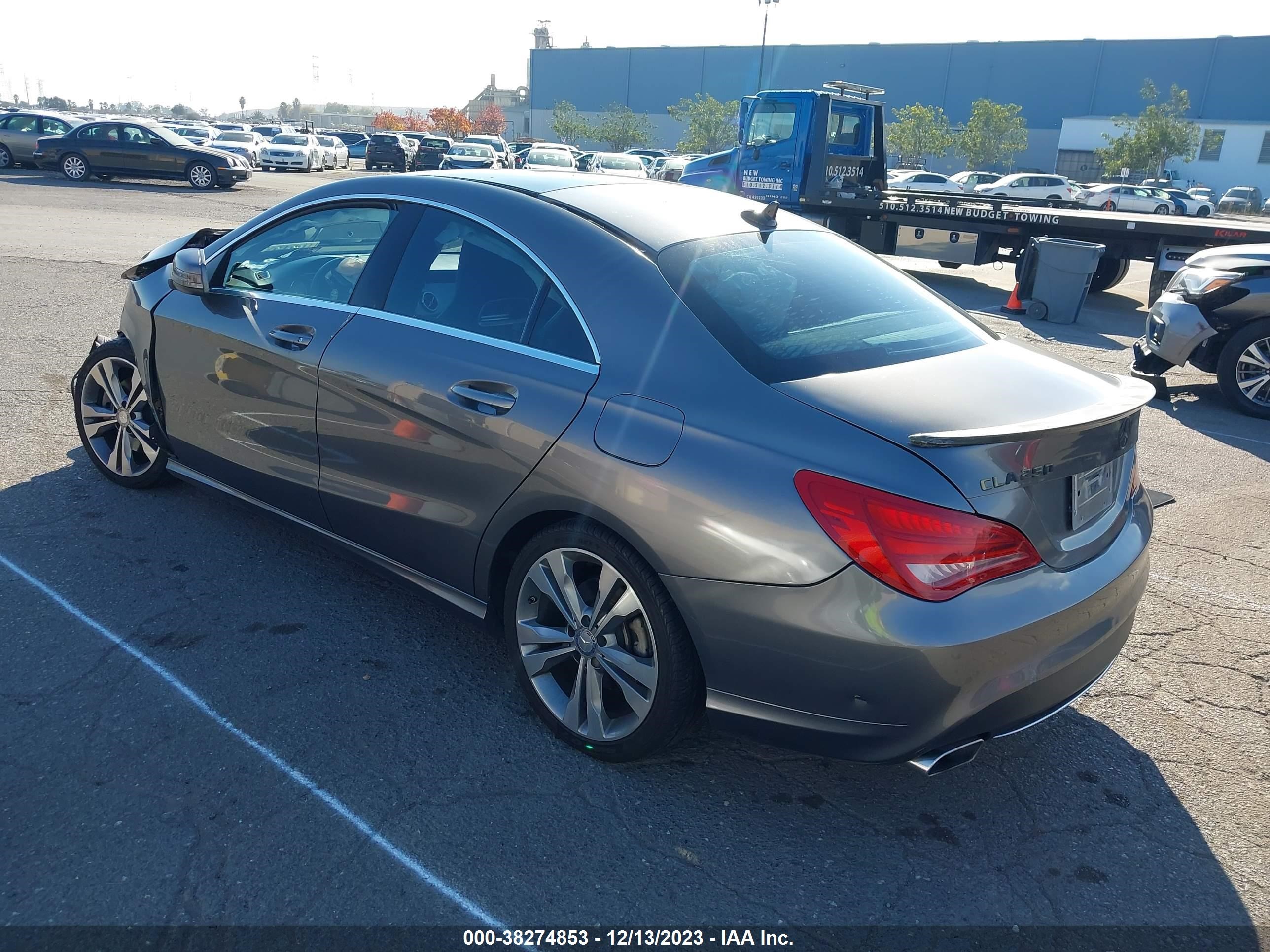 2014 Mercedes-Benz Cla-Class Cla 250 vin: WDDSJ4EB5EN047175