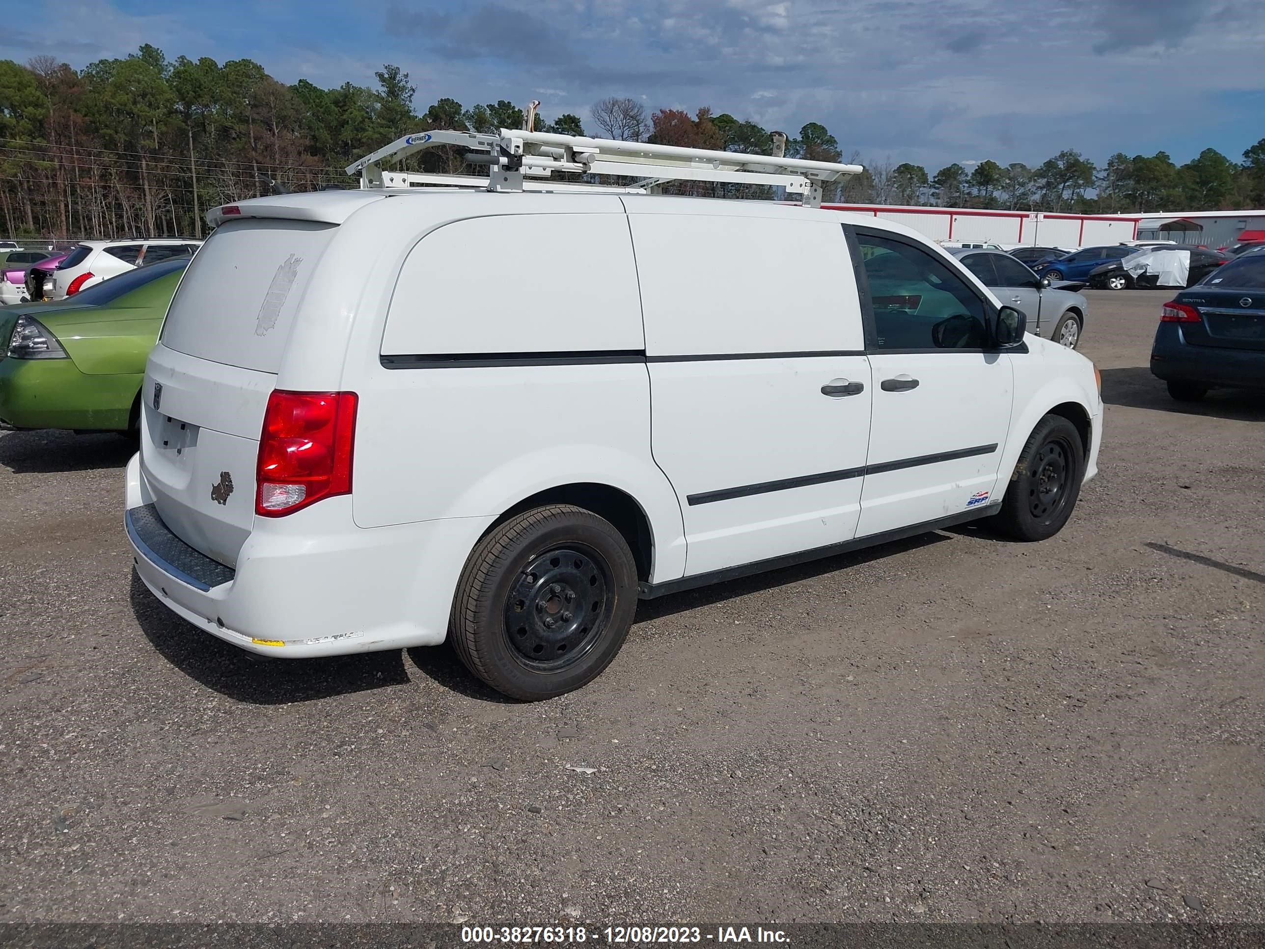 2014 Ram Cargo Tradesman vin: 2C4RRGAG0ER366006