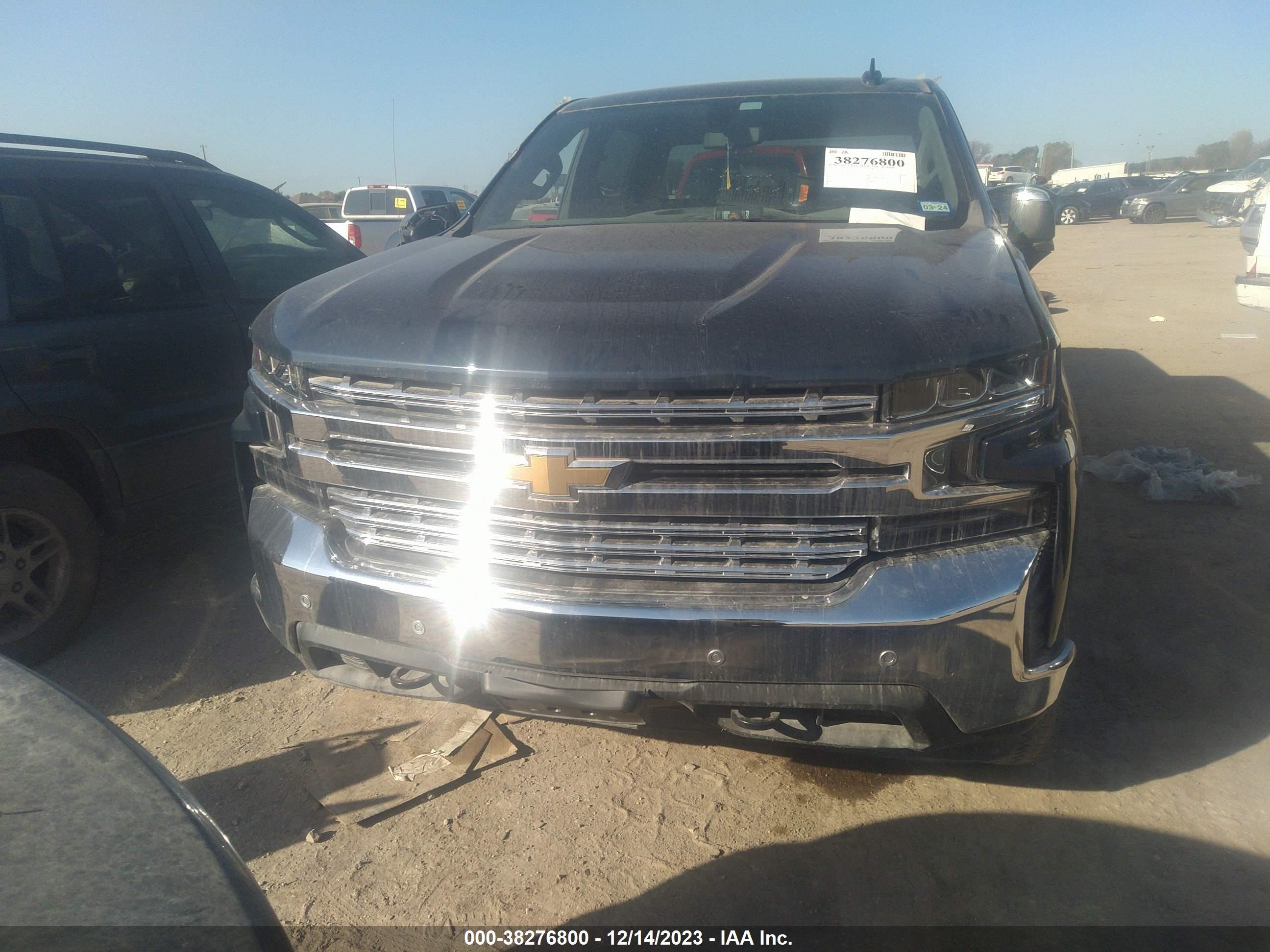 2022 Chevrolet Silverado 1500 Ltd 4Wd Short Bed Lt vin: 3GCUYDED2NG181411