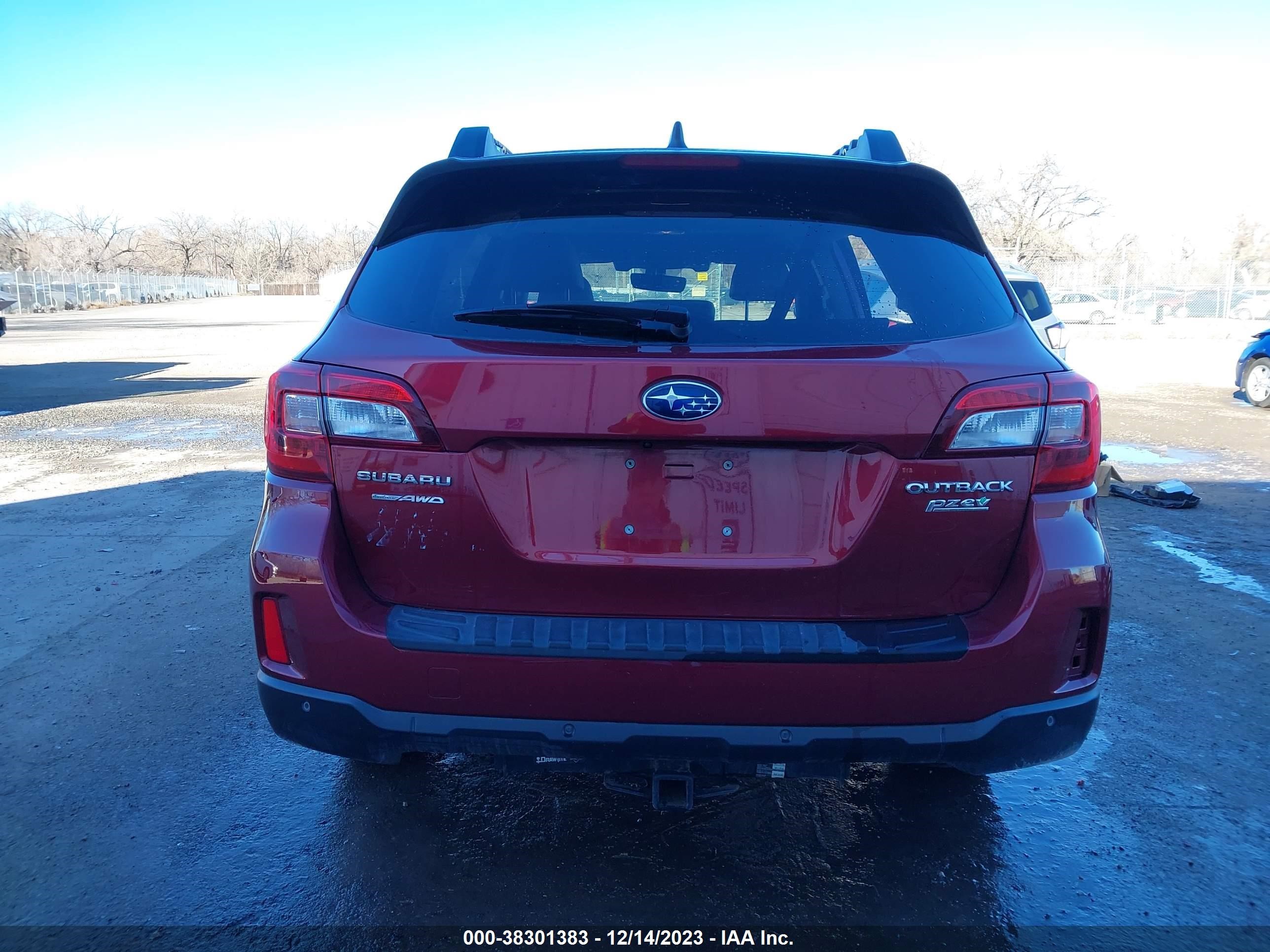 2017 Subaru Outback 2.5I Limited vin: 4S4BSANC2H3414284