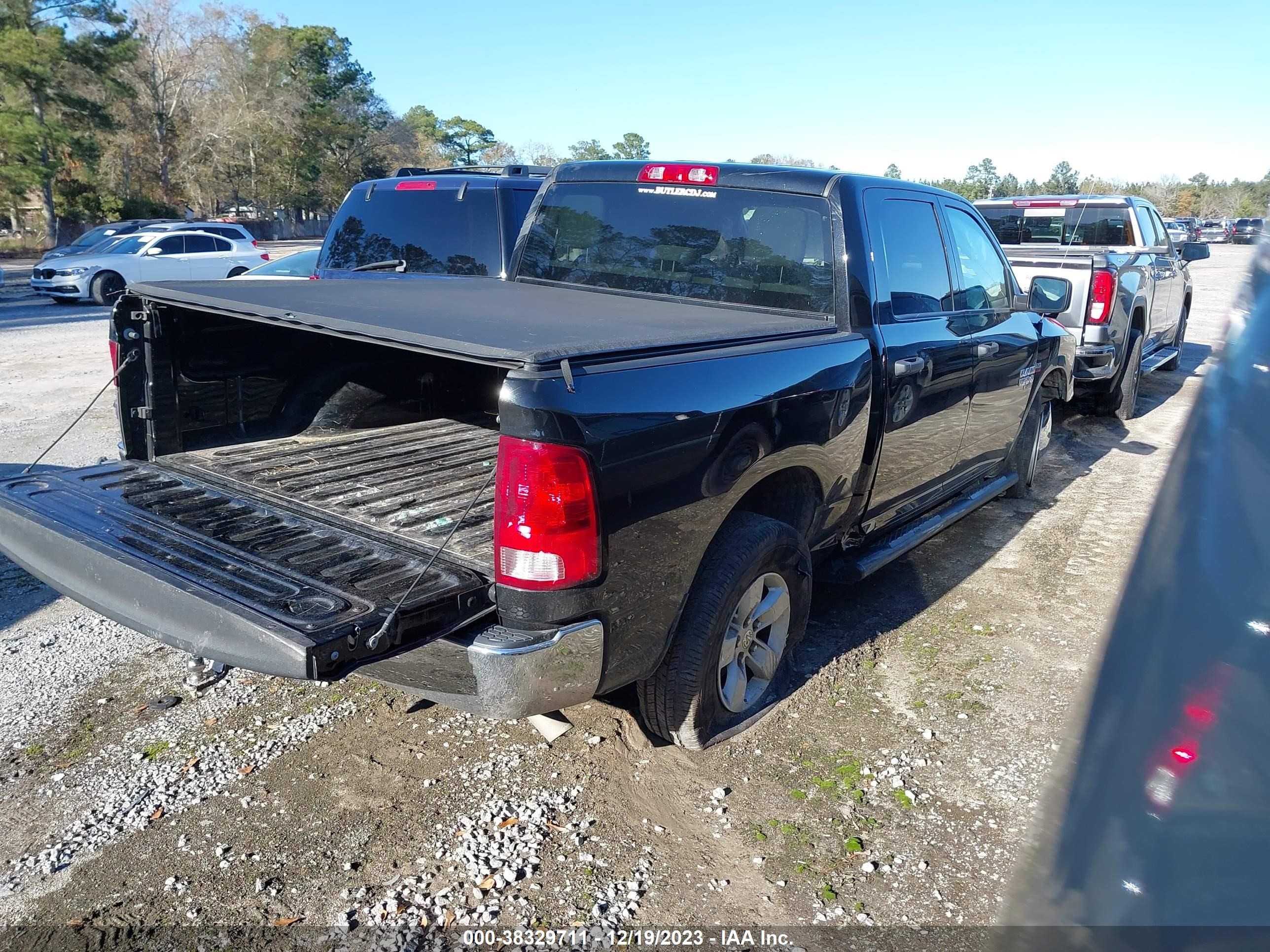 2020 Ram 1500 Classic Tradesman 4X2 5'7 Box vin: 3C6RR6KT5LG130242