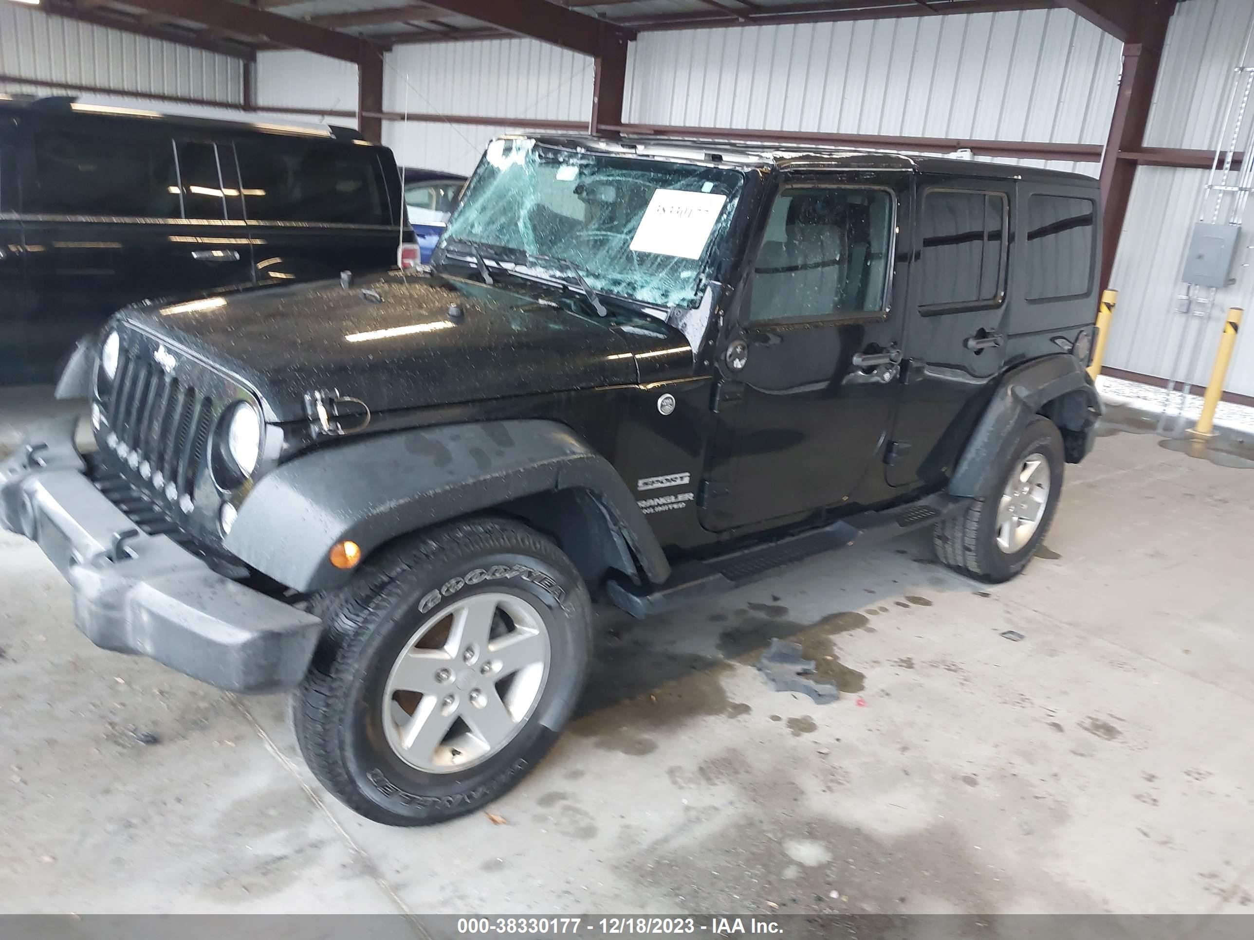 2016 Jeep Wrangler Unlimited Sport vin: 1C4BJWDG5GL310511