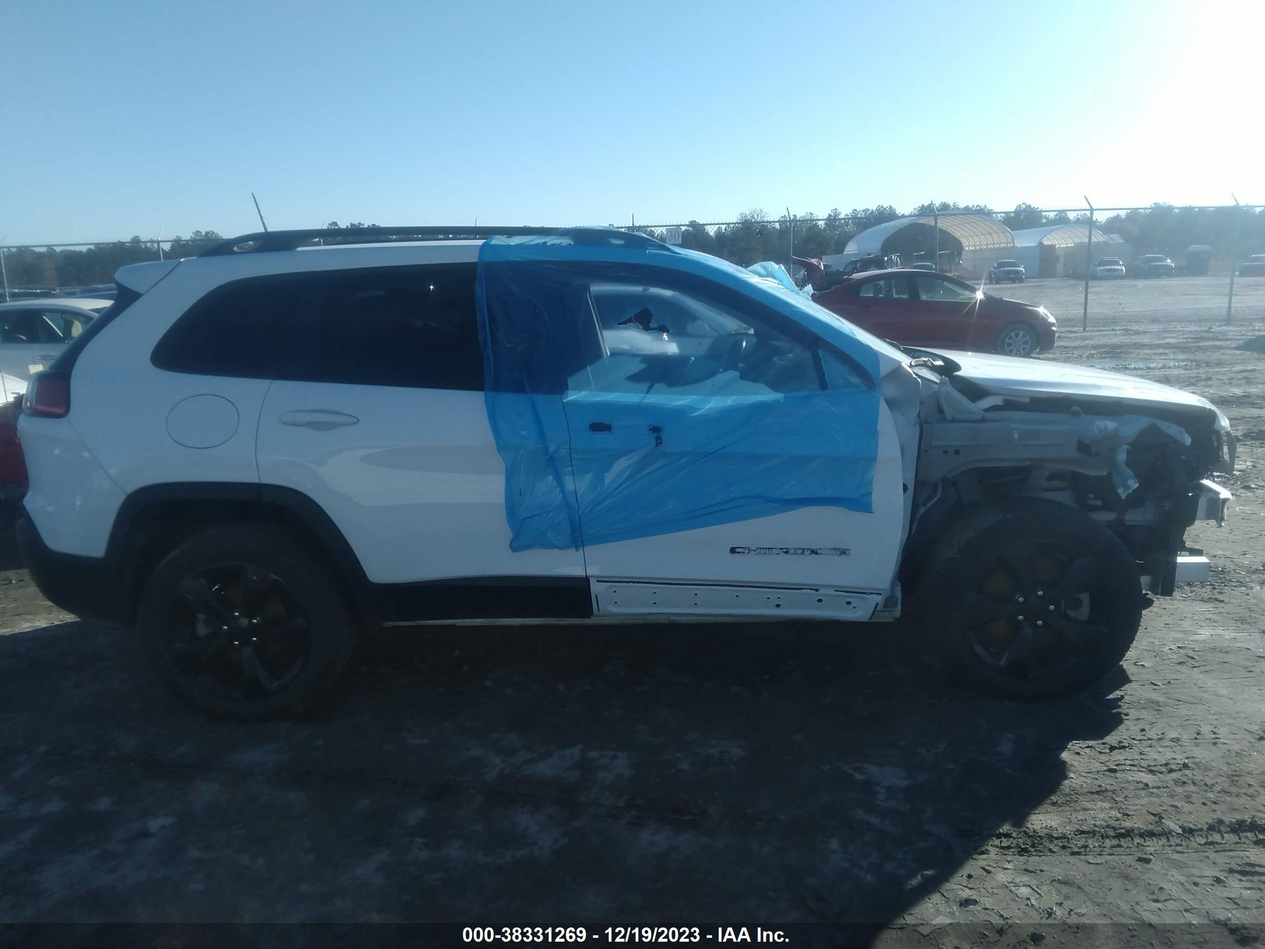 2021 Jeep Cherokee Altitude Fwd vin: 1C4PJLLBXMD215121