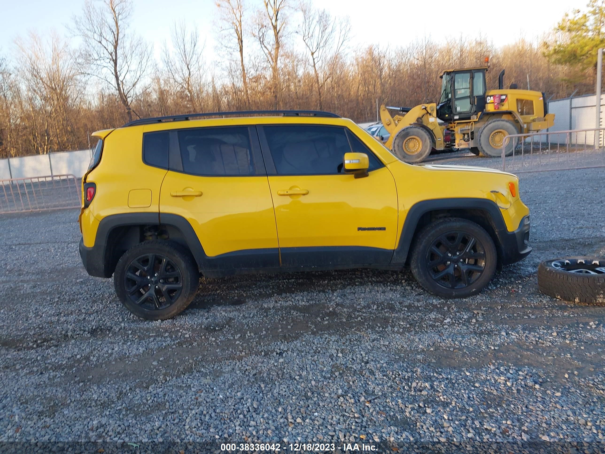 2017 Jeep Renegade Altitude 4X4 vin: ZACCJBBB2HPG52113