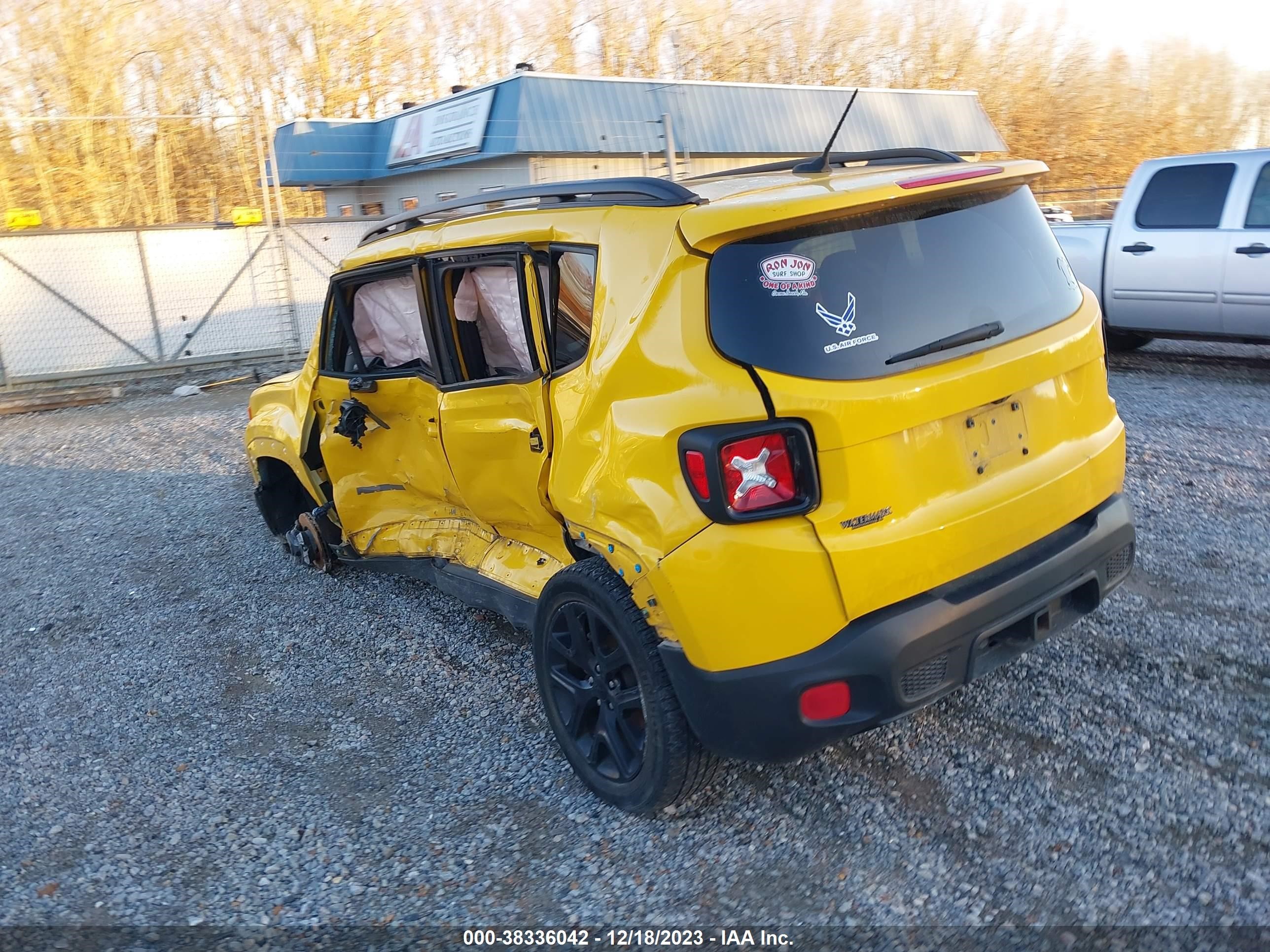 2017 Jeep Renegade Altitude 4X4 vin: ZACCJBBB2HPG52113