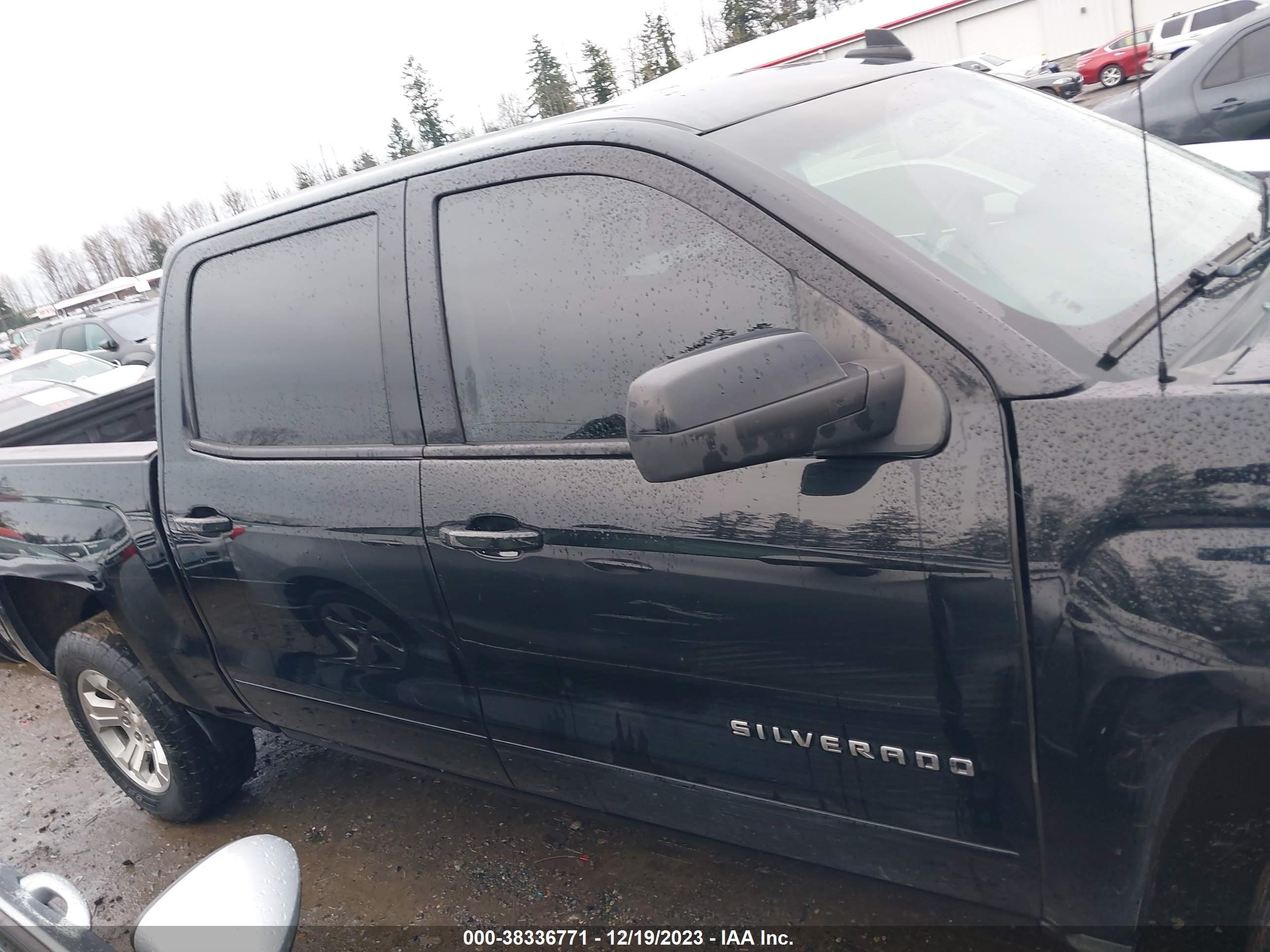 2018 Chevrolet Silverado 1500 2Lt vin: 3GCUKRECXJG411860