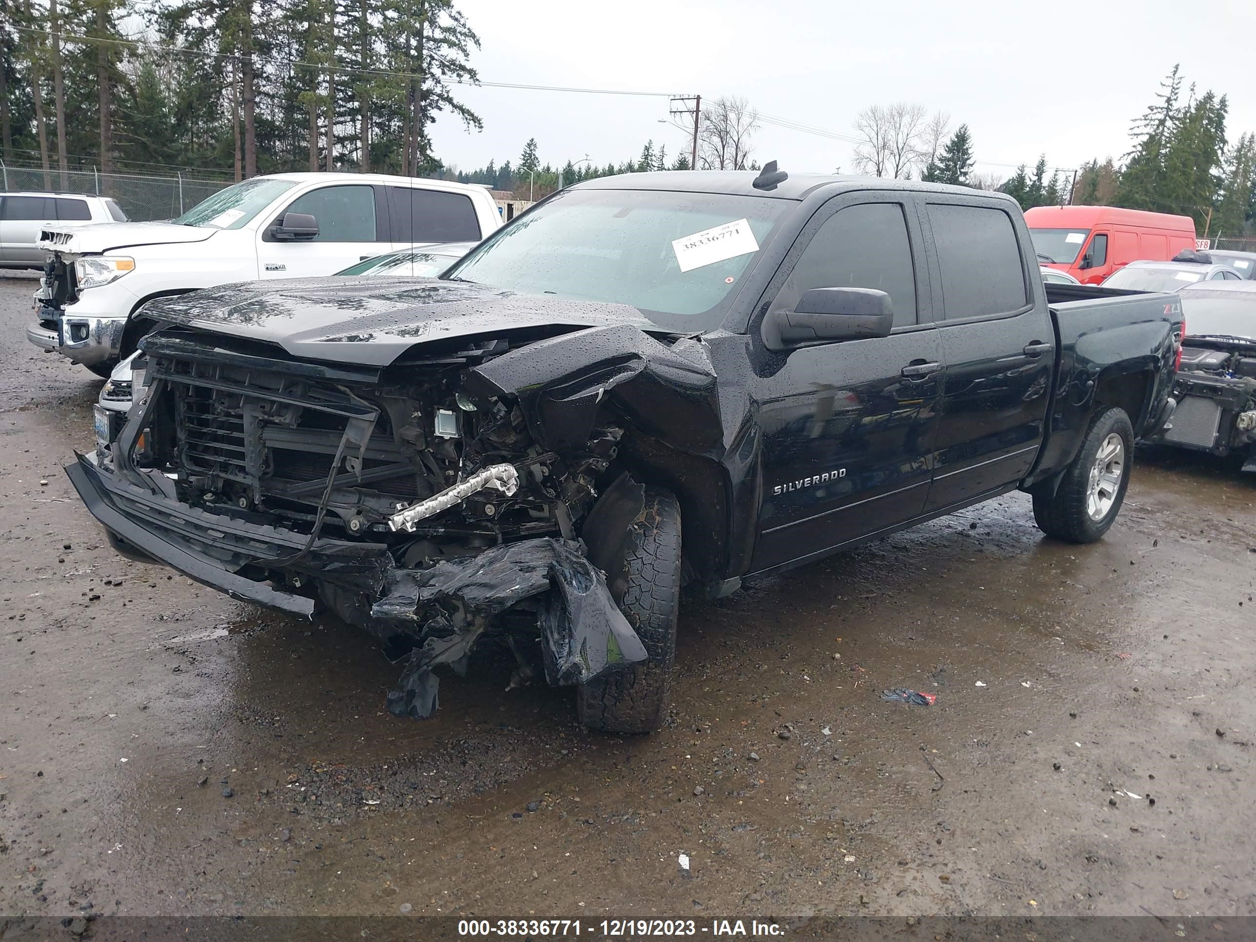 2018 Chevrolet Silverado 1500 2Lt vin: 3GCUKRECXJG411860