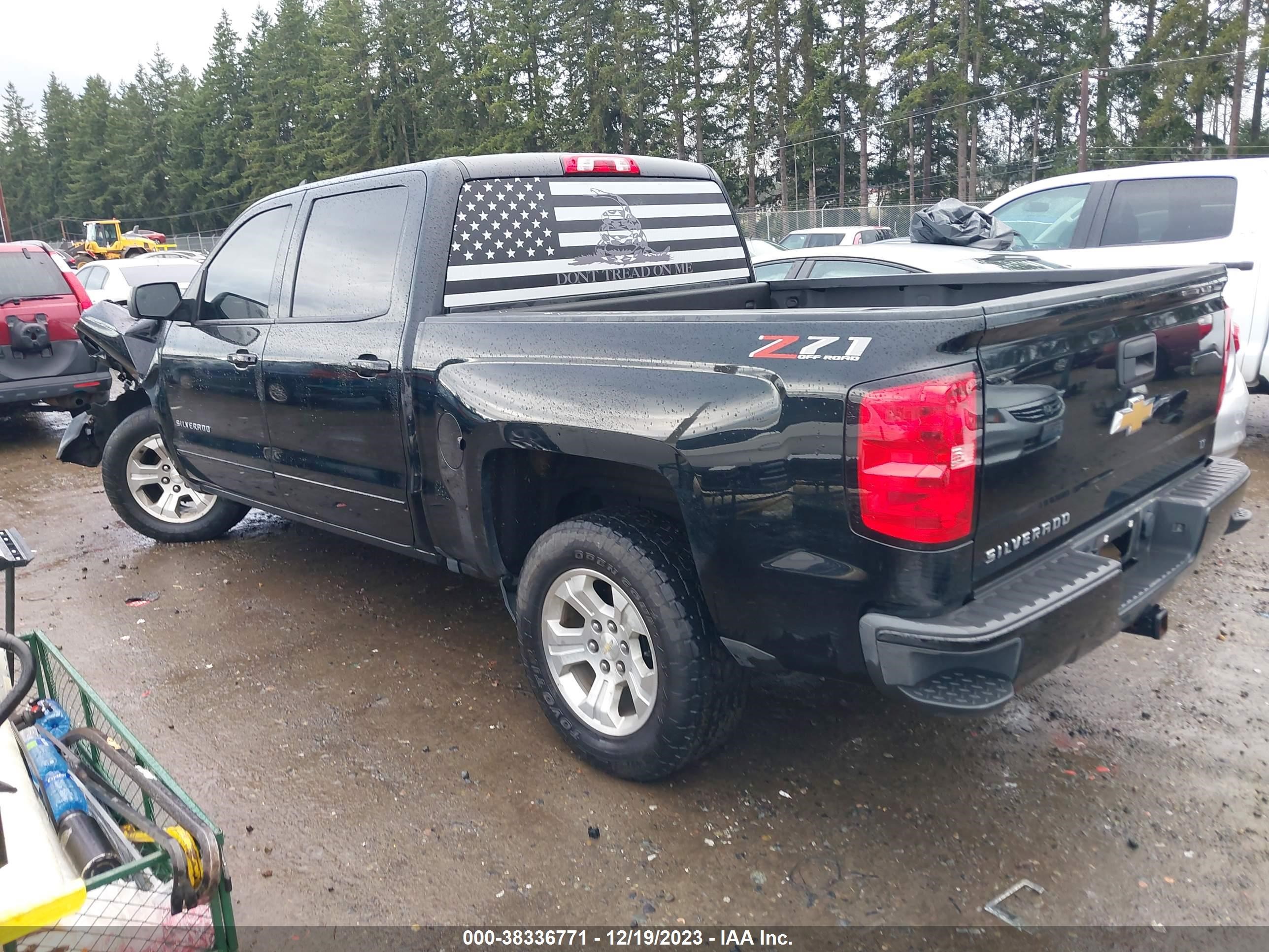 2018 Chevrolet Silverado 1500 2Lt vin: 3GCUKRECXJG411860