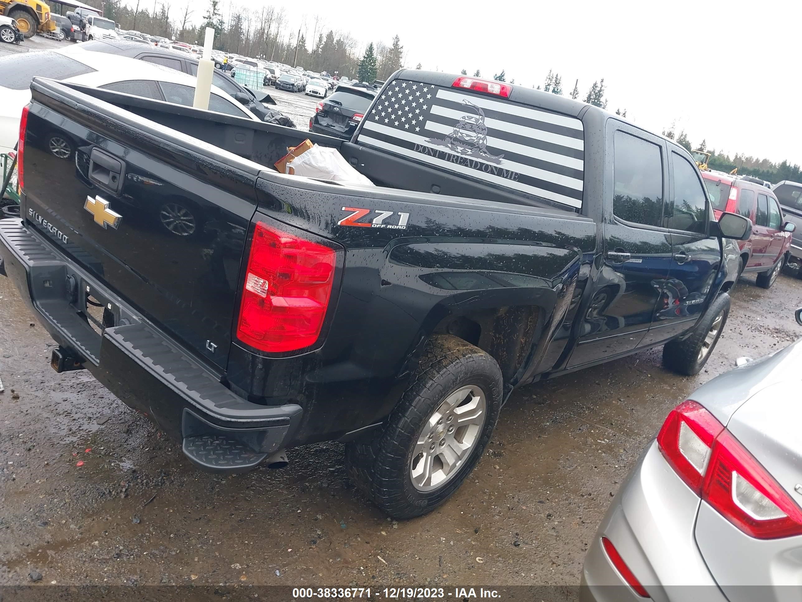 2018 Chevrolet Silverado 1500 2Lt vin: 3GCUKRECXJG411860