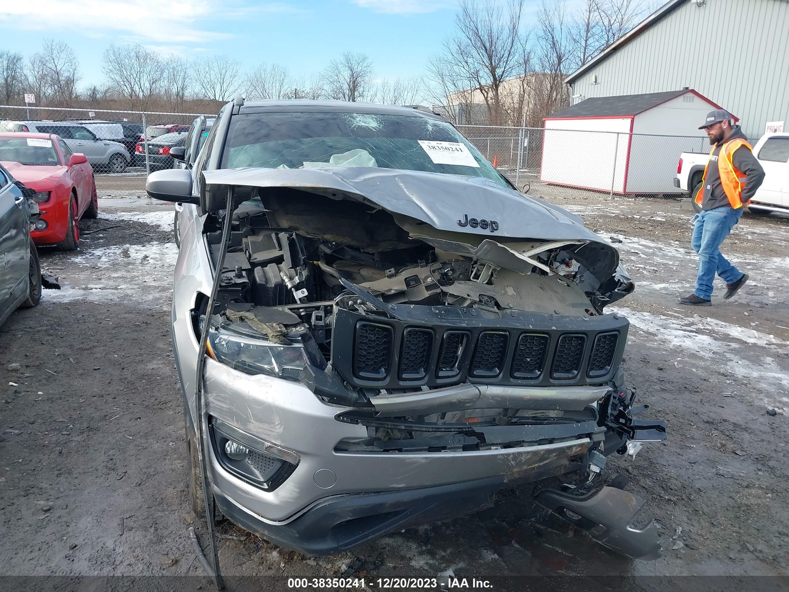 2020 Jeep Compass Altitude 4X4 vin: 3C4NJDBB3LT115207