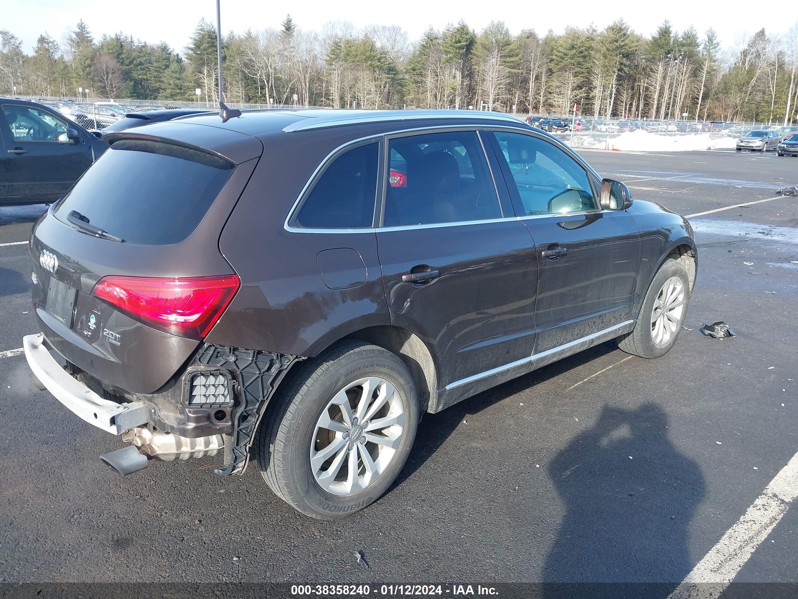 2014 Audi Q5 2.0T Premium vin: WA1LFAFPXEA023092