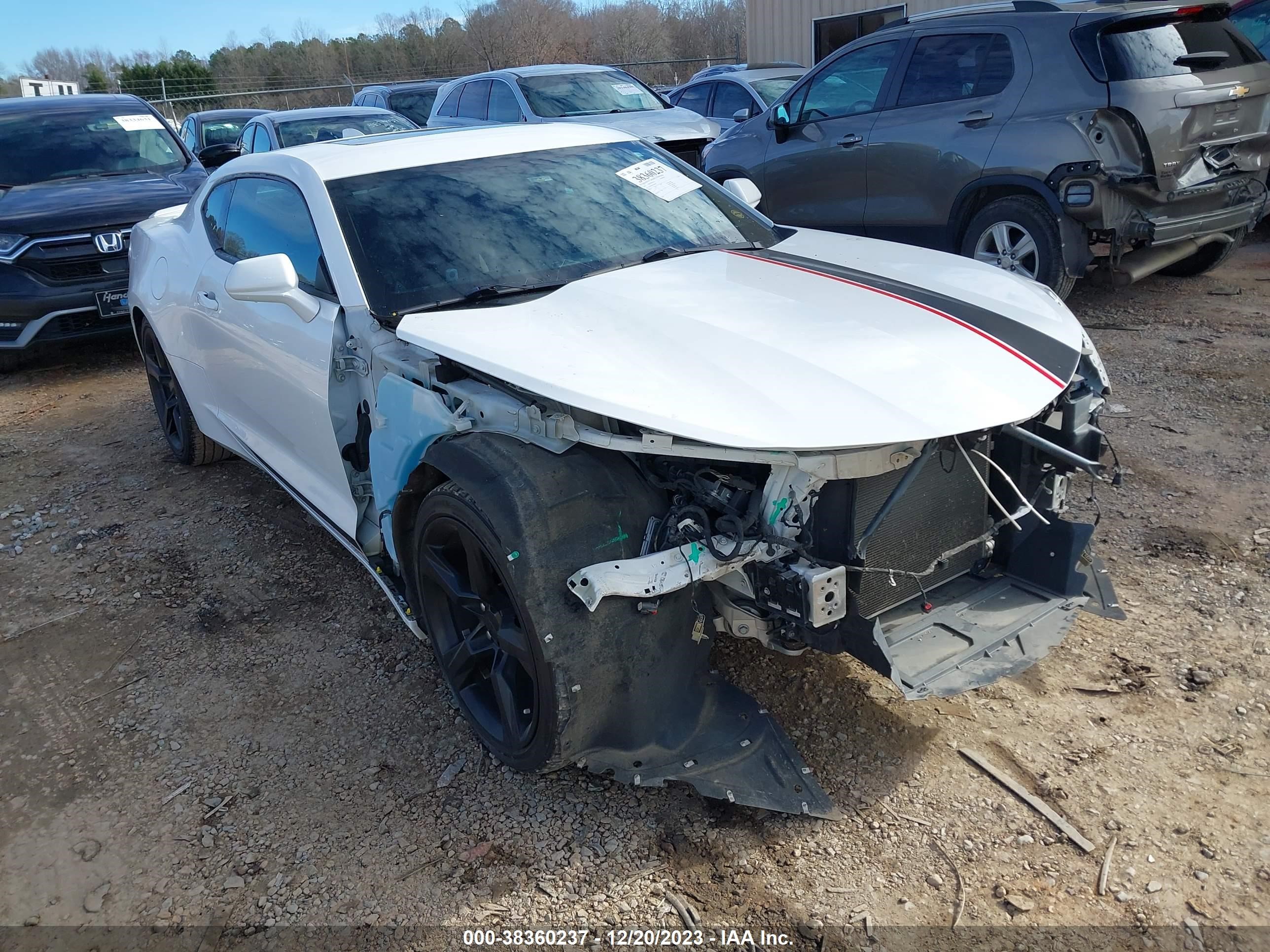 2018 Chevrolet Camaro 1Lt vin: 1G1FB1RS1J0100228