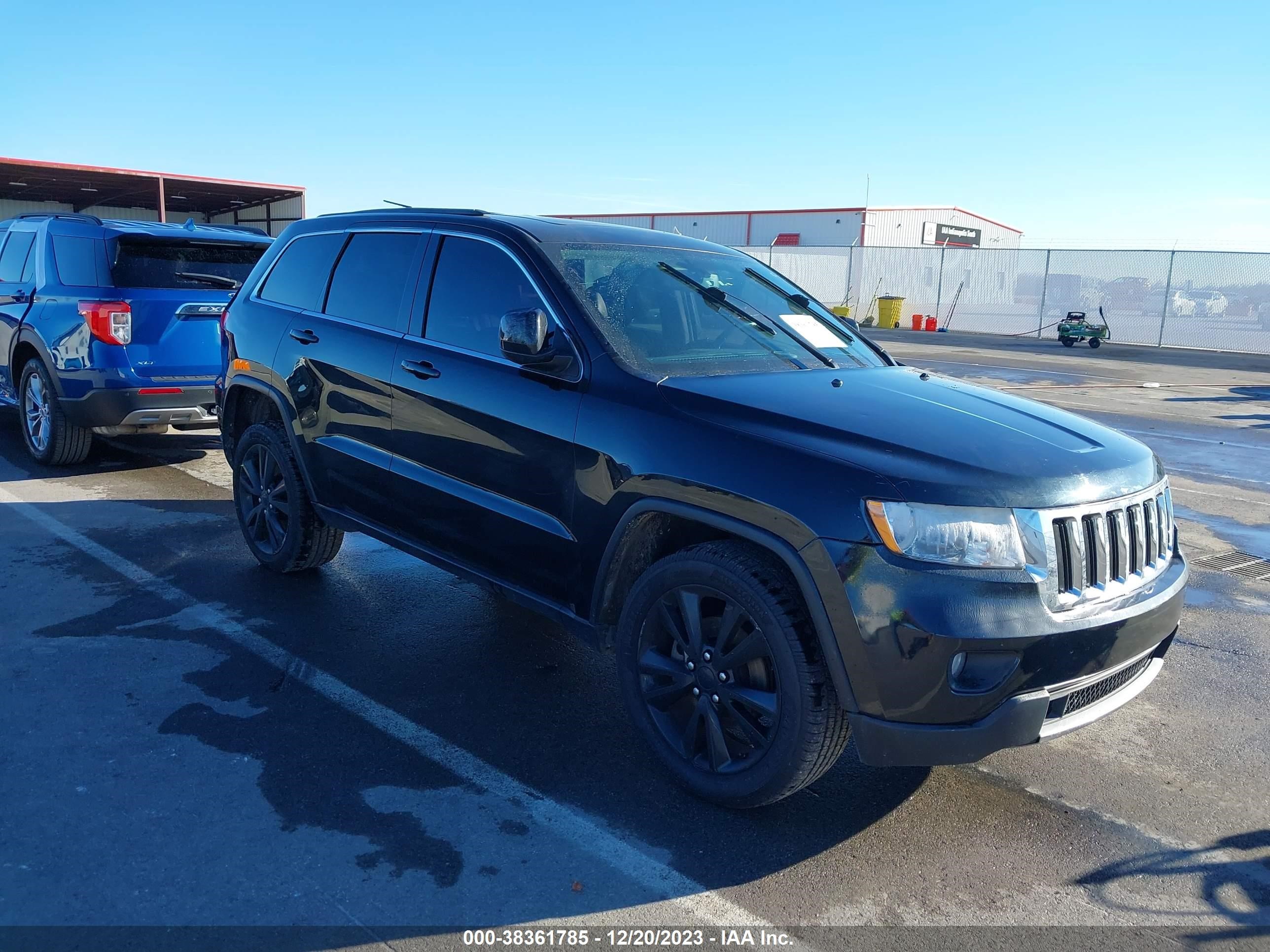 2012 Jeep Grand Cherokee Laredo vin: 1C4RJFAT9CC348981