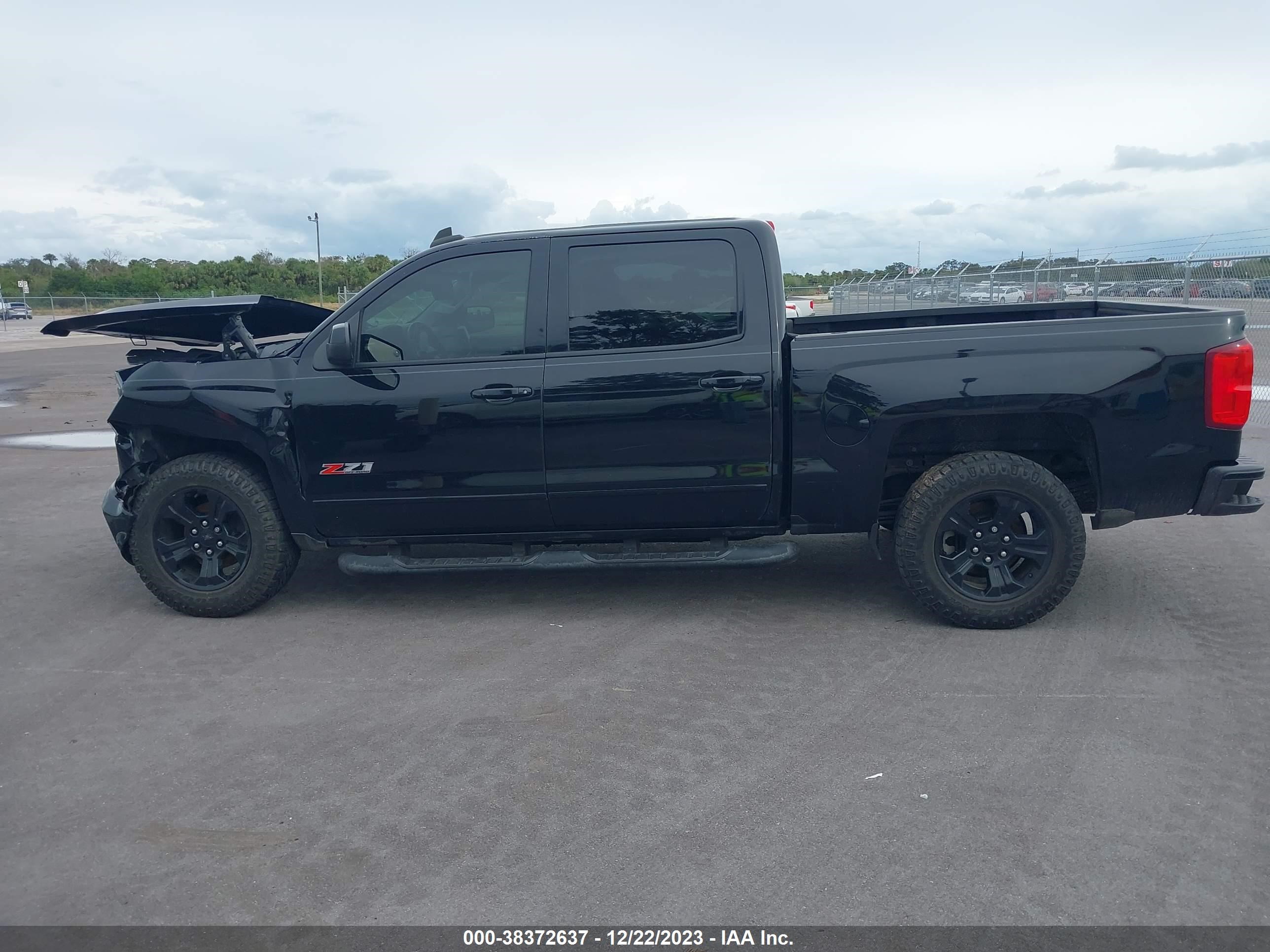 2017 Chevrolet Silverado 1500 2Lz vin: 3GCUKSEJ8HG283554