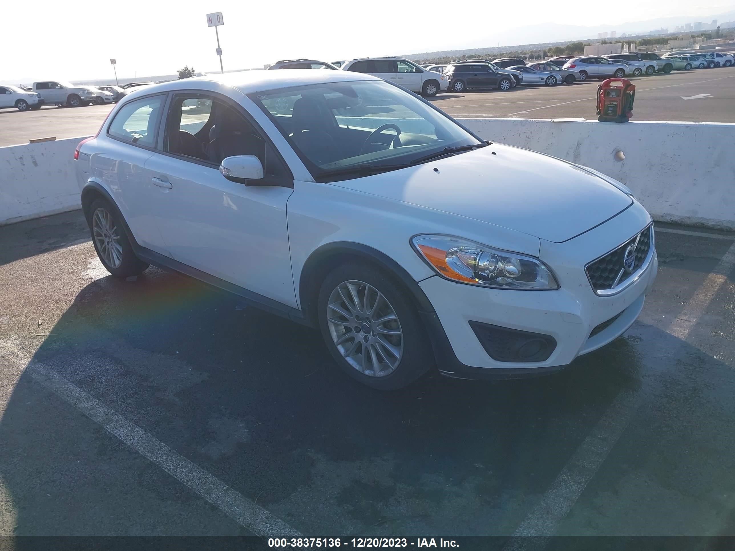 2012 Volvo C30 T5/T5 Platinum/T5 Premier Plus/T5 R-Design/T5 R-Design Platinum/T5 R-Design Premier Plus vin: YV1672MK7C2274618