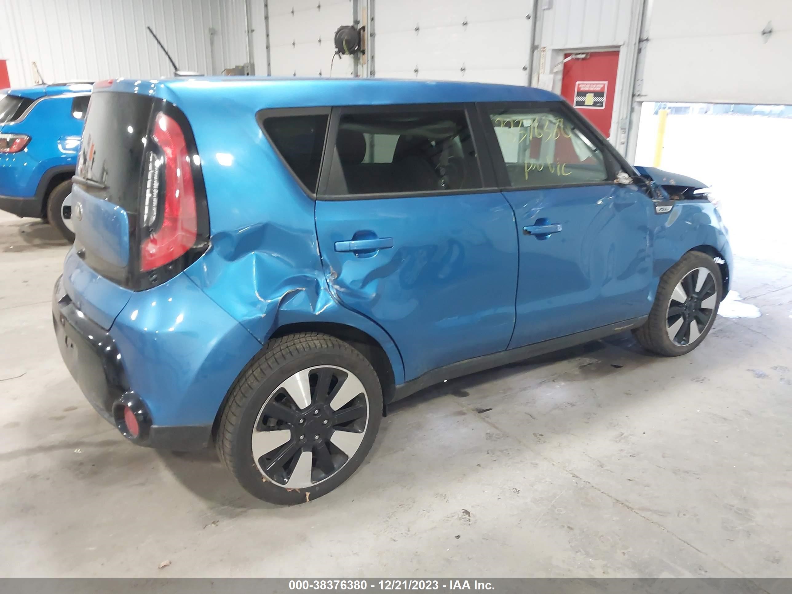 2016 Kia Soul + vin: KNDJP3A52G7298516