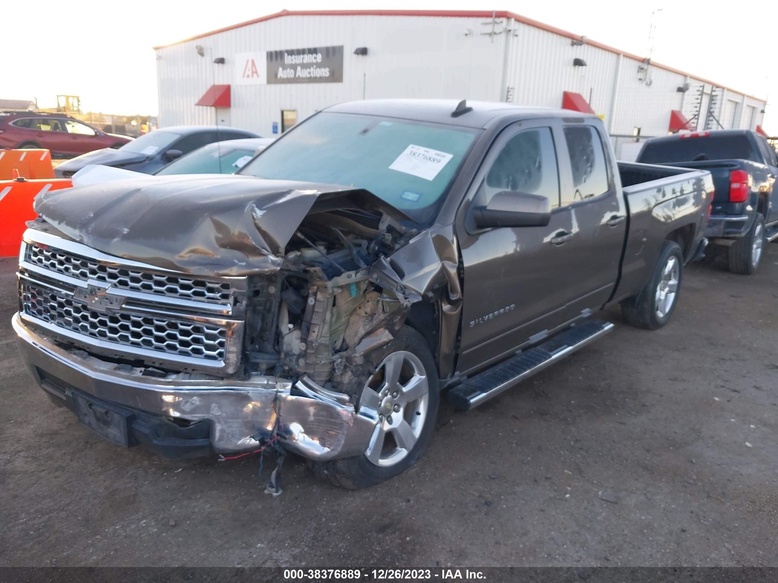 2015 Chevrolet Silverado 1500 1Lt vin: 1GCRCREC2FZ183489