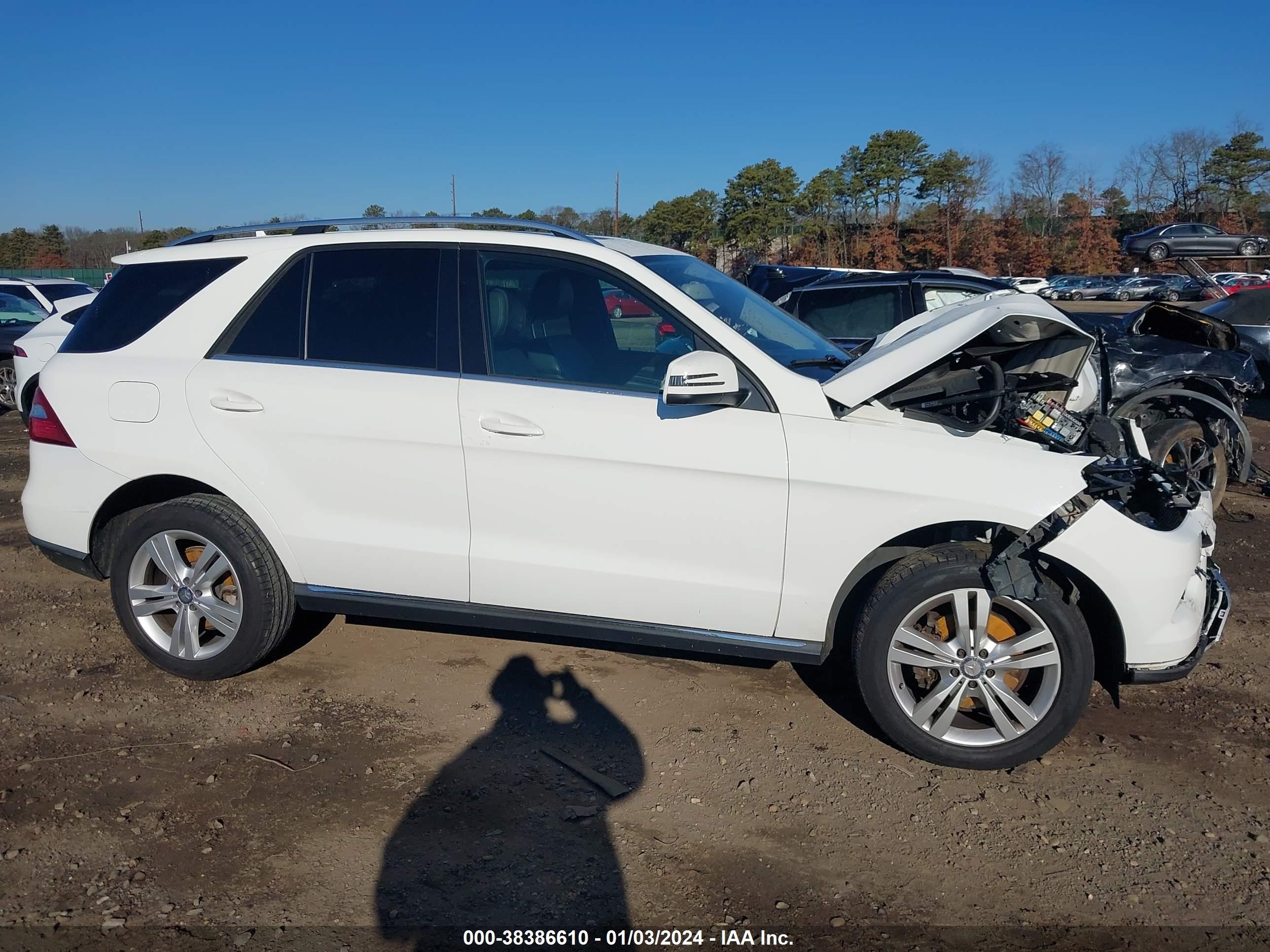 2015 Mercedes-Benz Ml 350 4Matic vin: 4JGDA5HBXFA604512