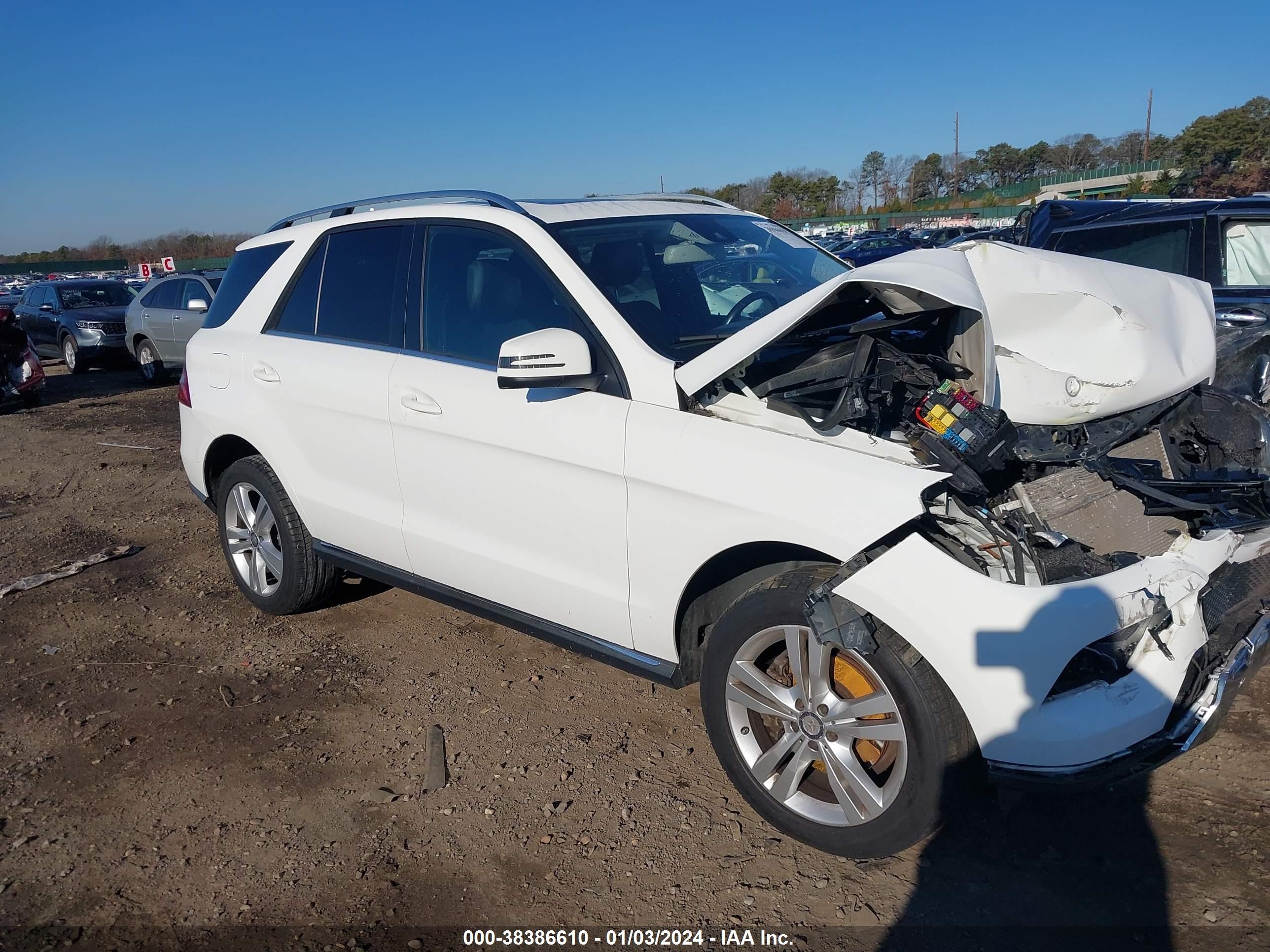 2015 Mercedes-Benz Ml 350 4Matic vin: 4JGDA5HBXFA604512