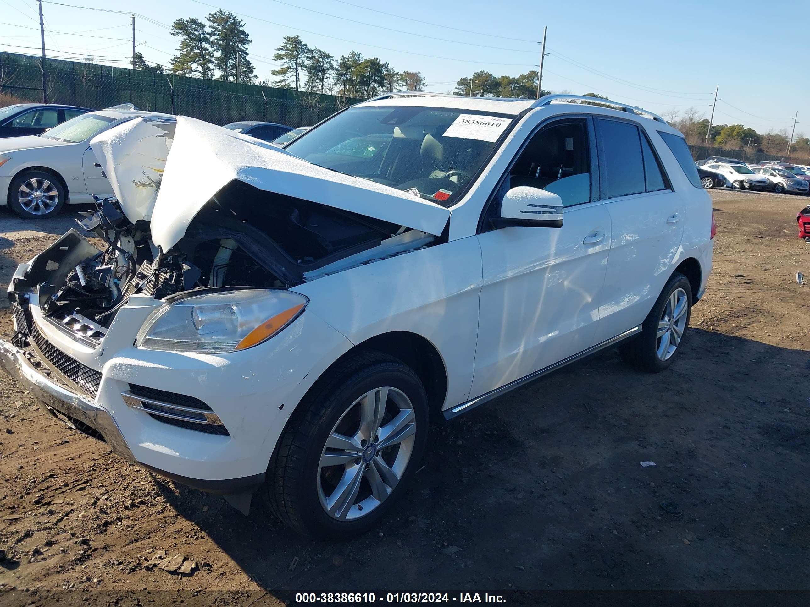 2015 Mercedes-Benz Ml 350 4Matic vin: 4JGDA5HBXFA604512