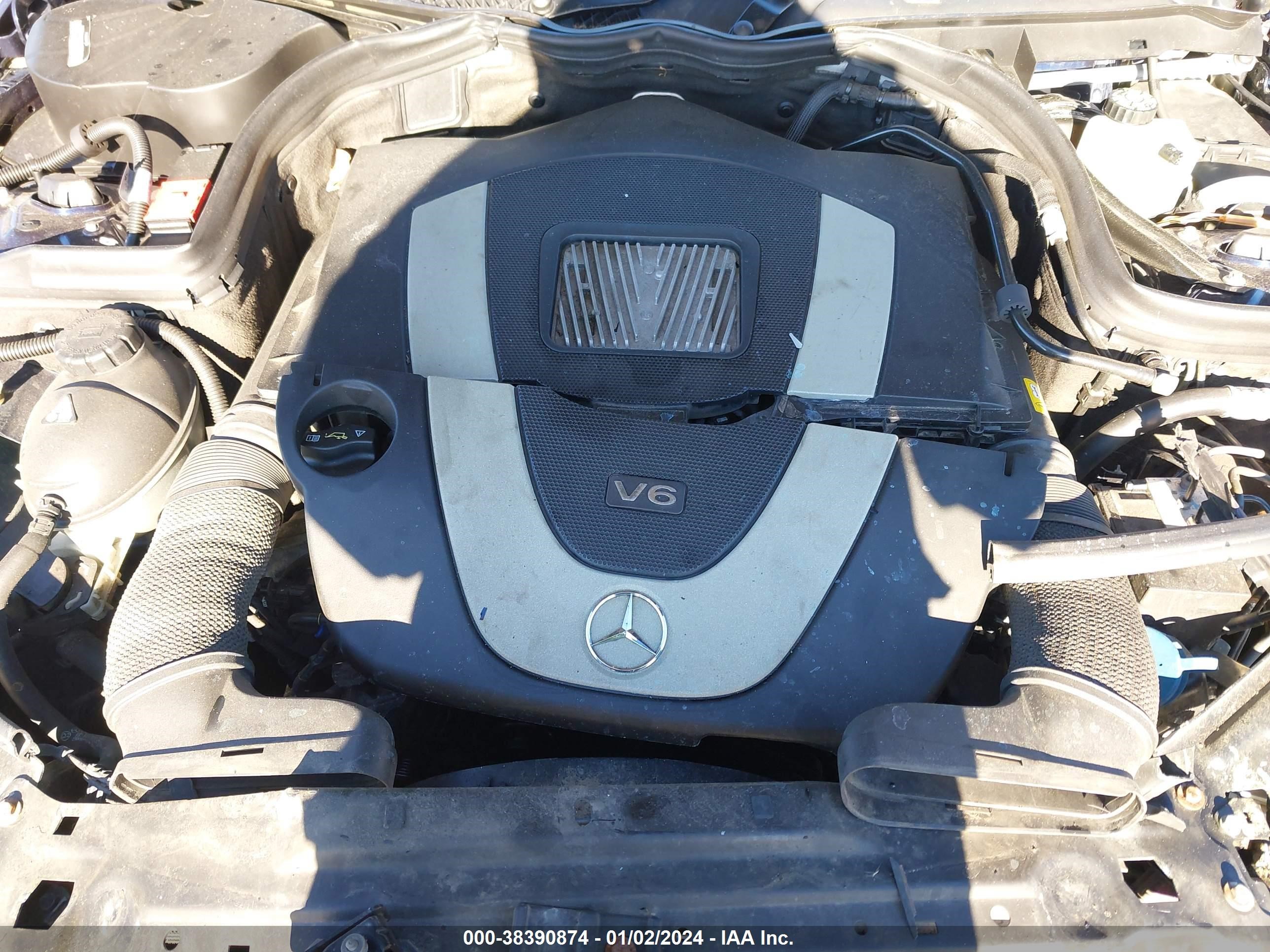 2012 Mercedes-Benz C 300 Luxury 4Matic/Sport 4Matic vin: WDDGF8BB6CR235311