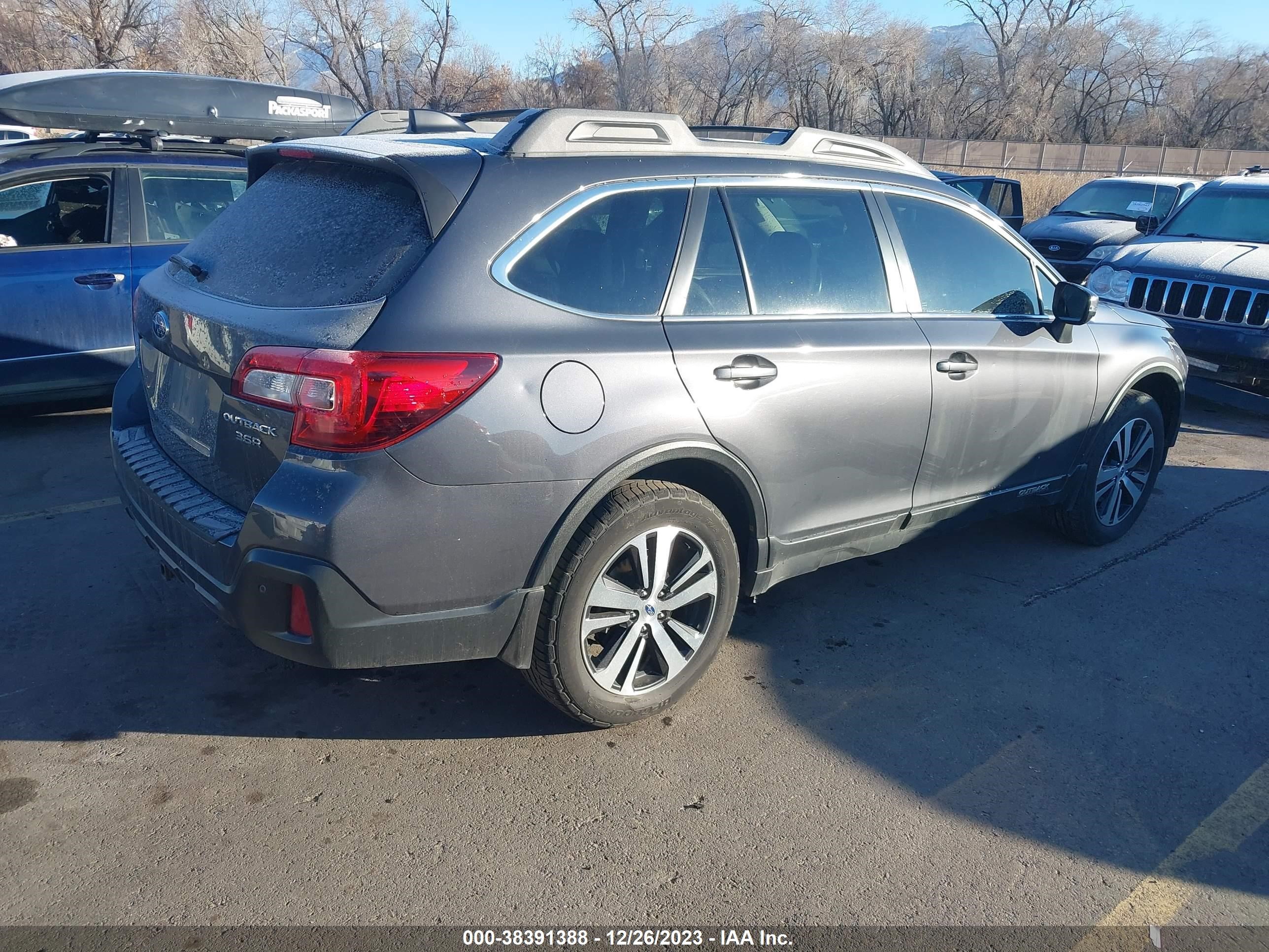 2019 Subaru Outback 3.6R Limited vin: 4S4BSENC9K3303682