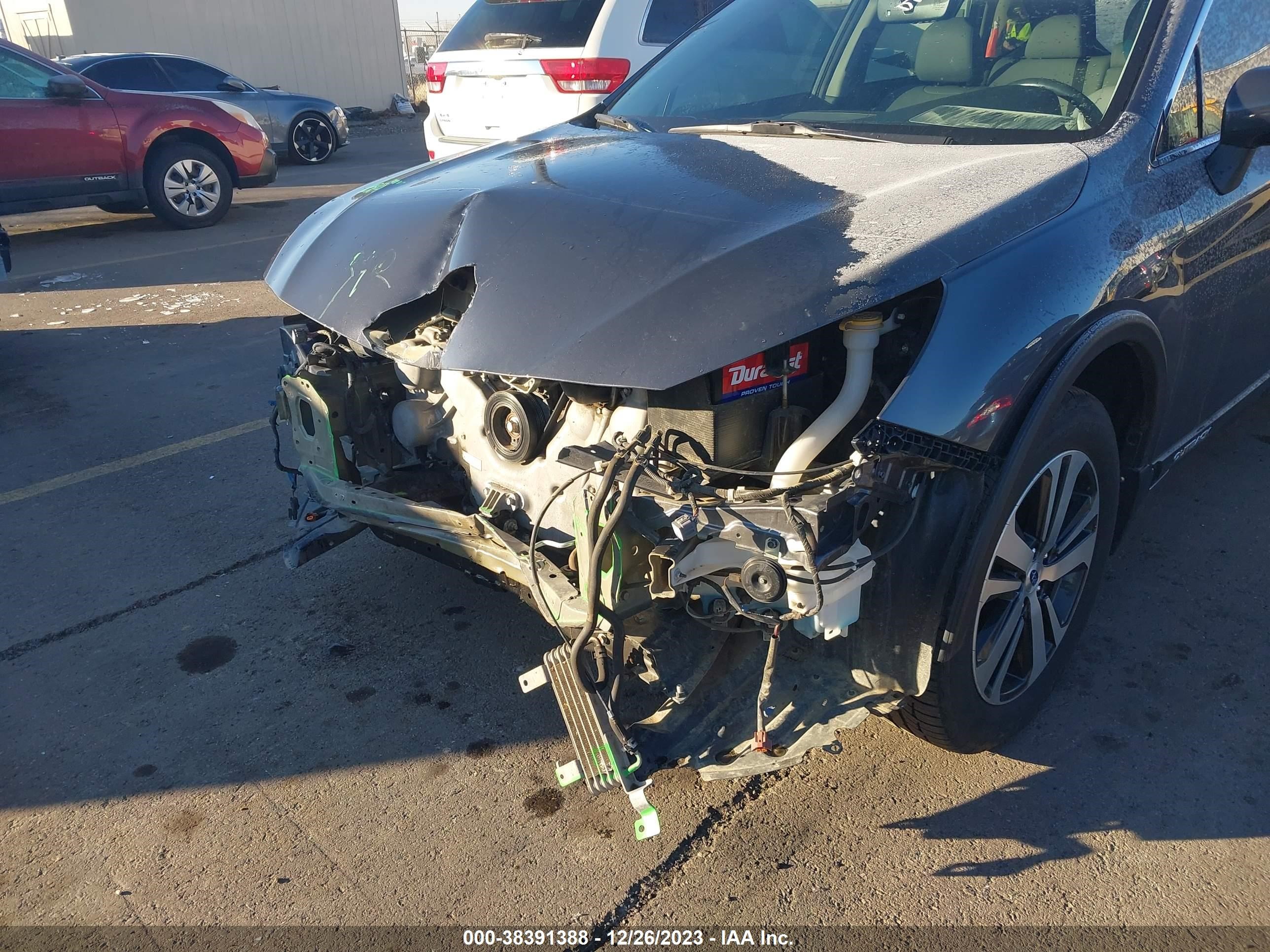 2019 Subaru Outback 3.6R Limited vin: 4S4BSENC9K3303682