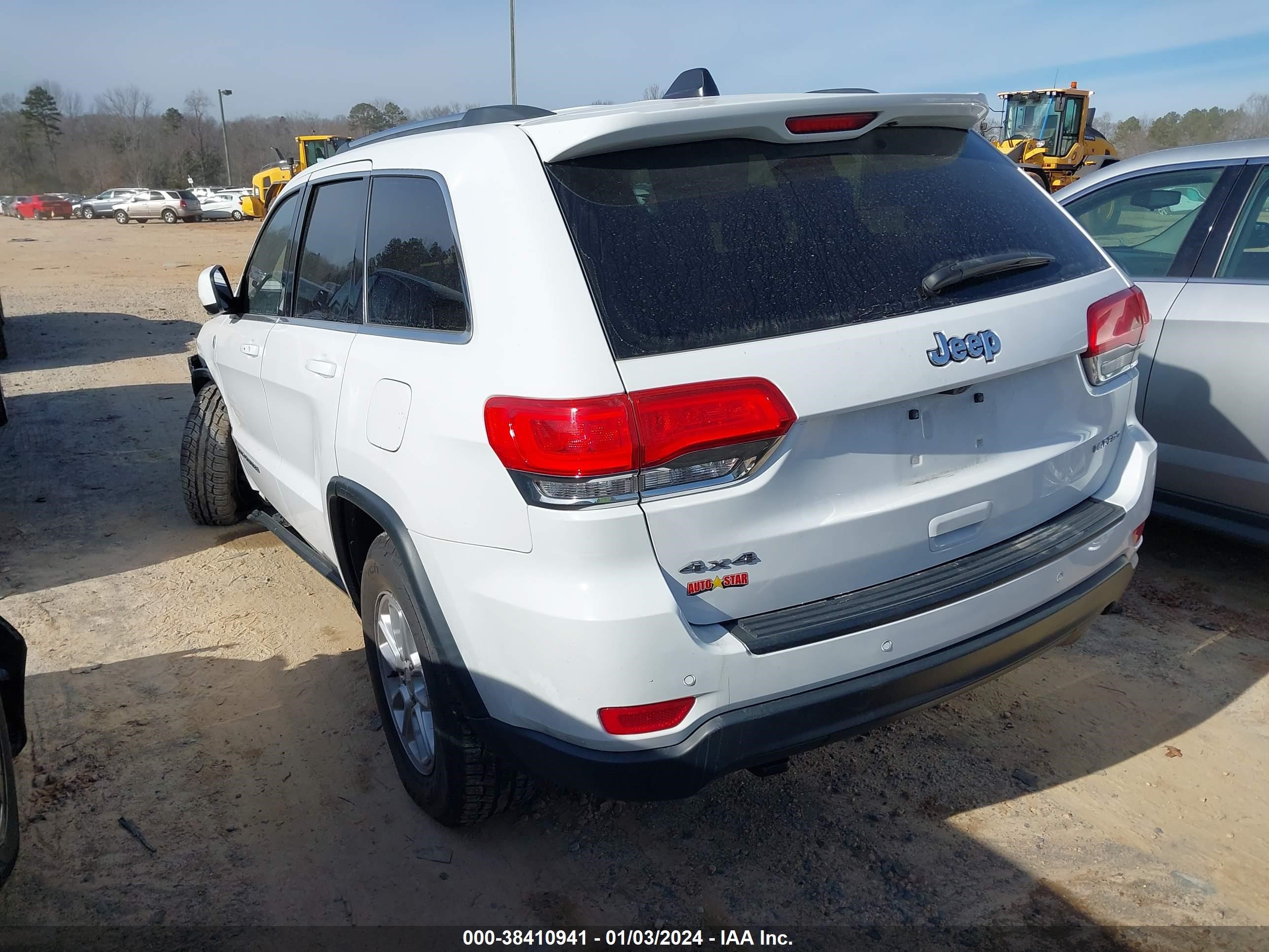 2018 Jeep Grand Cherokee Laredo E 4X4 vin: 1C4RJFAG5JC351277