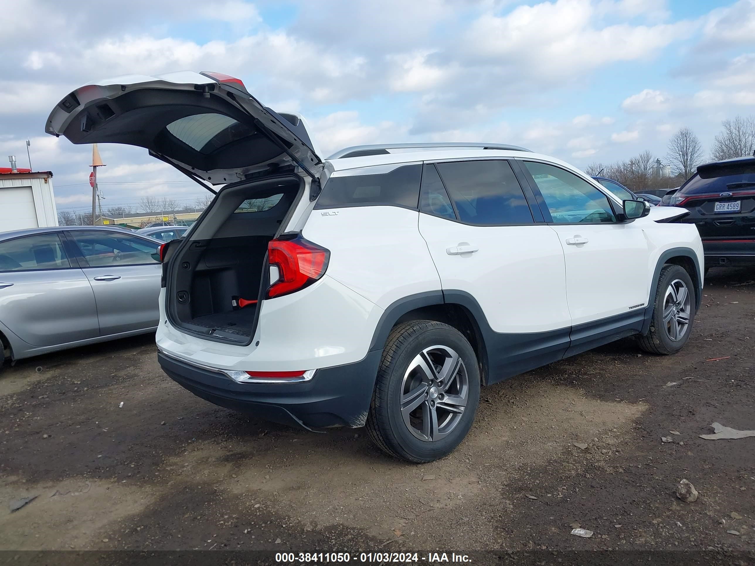 2020 GMC Terrain Fwd Slt vin: 3GKALPEV0LL235146