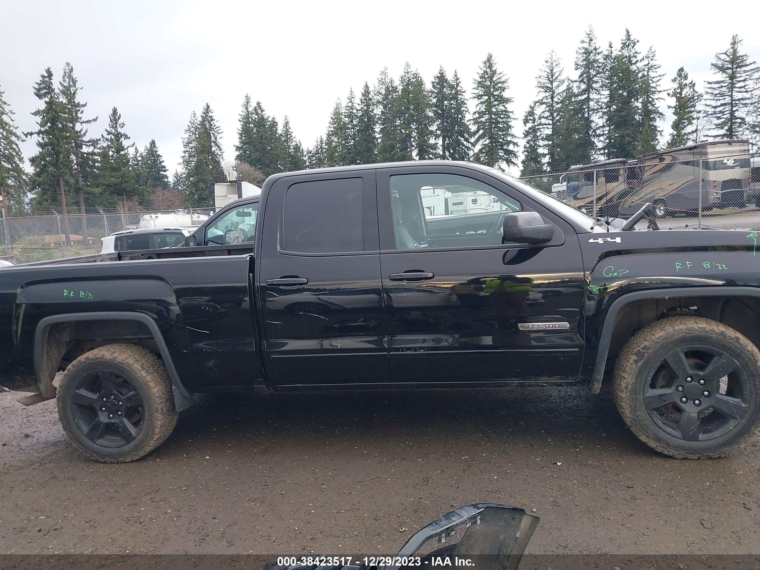 2017 GMC Sierra 1500 vin: 1GTV2LEC4HZ181700