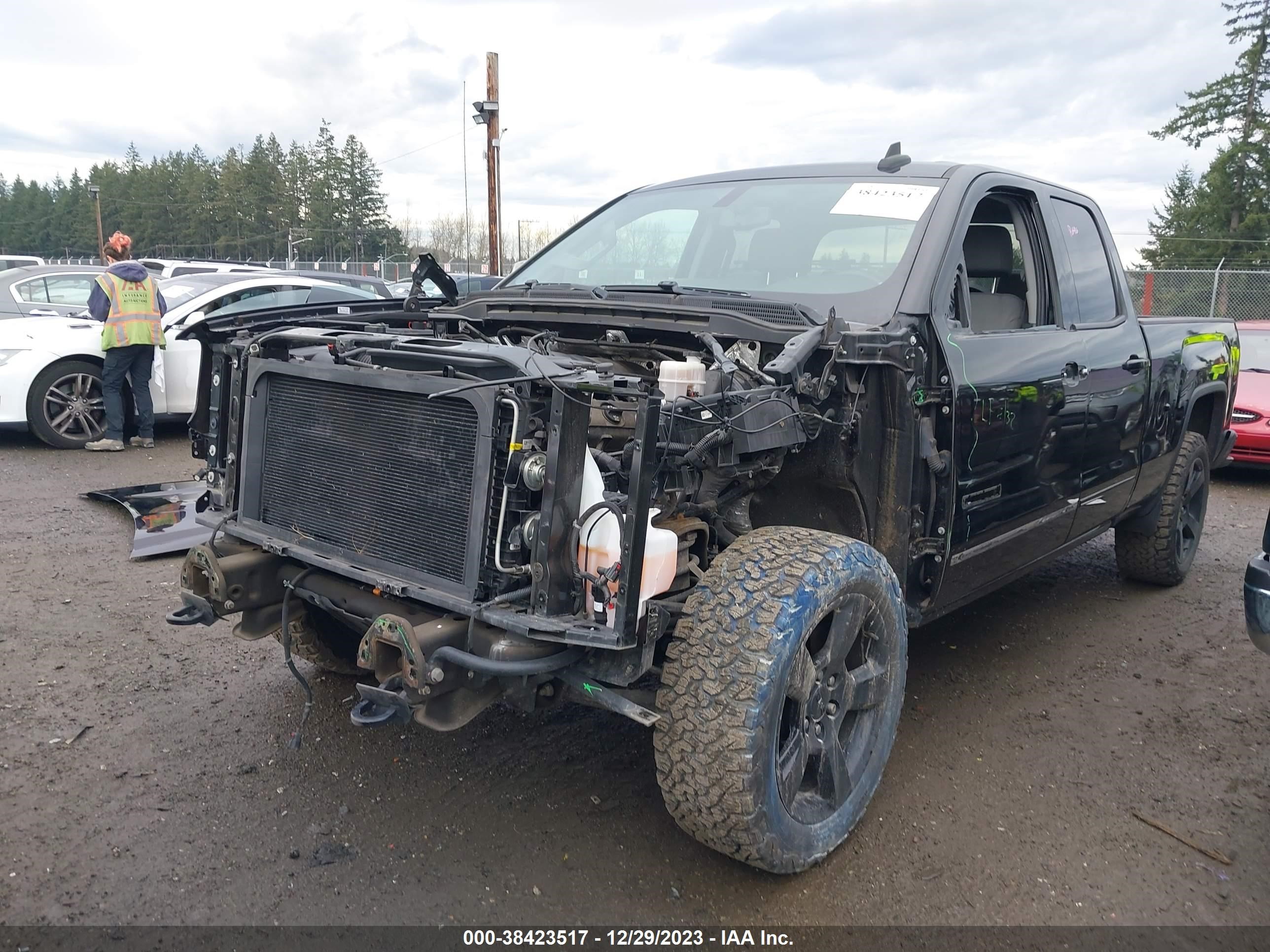 2017 GMC Sierra 1500 vin: 1GTV2LEC4HZ181700