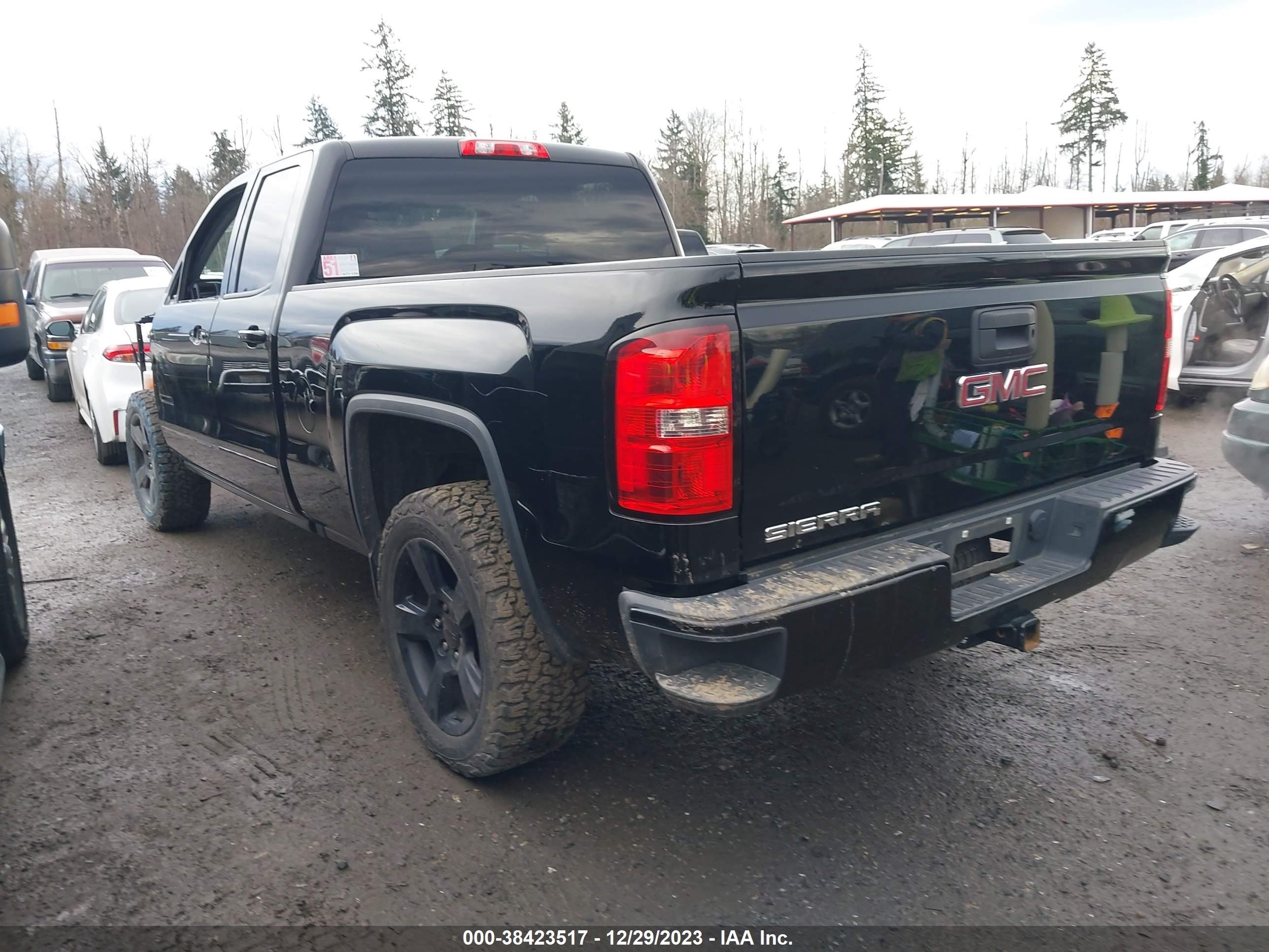 2017 GMC Sierra 1500 vin: 1GTV2LEC4HZ181700