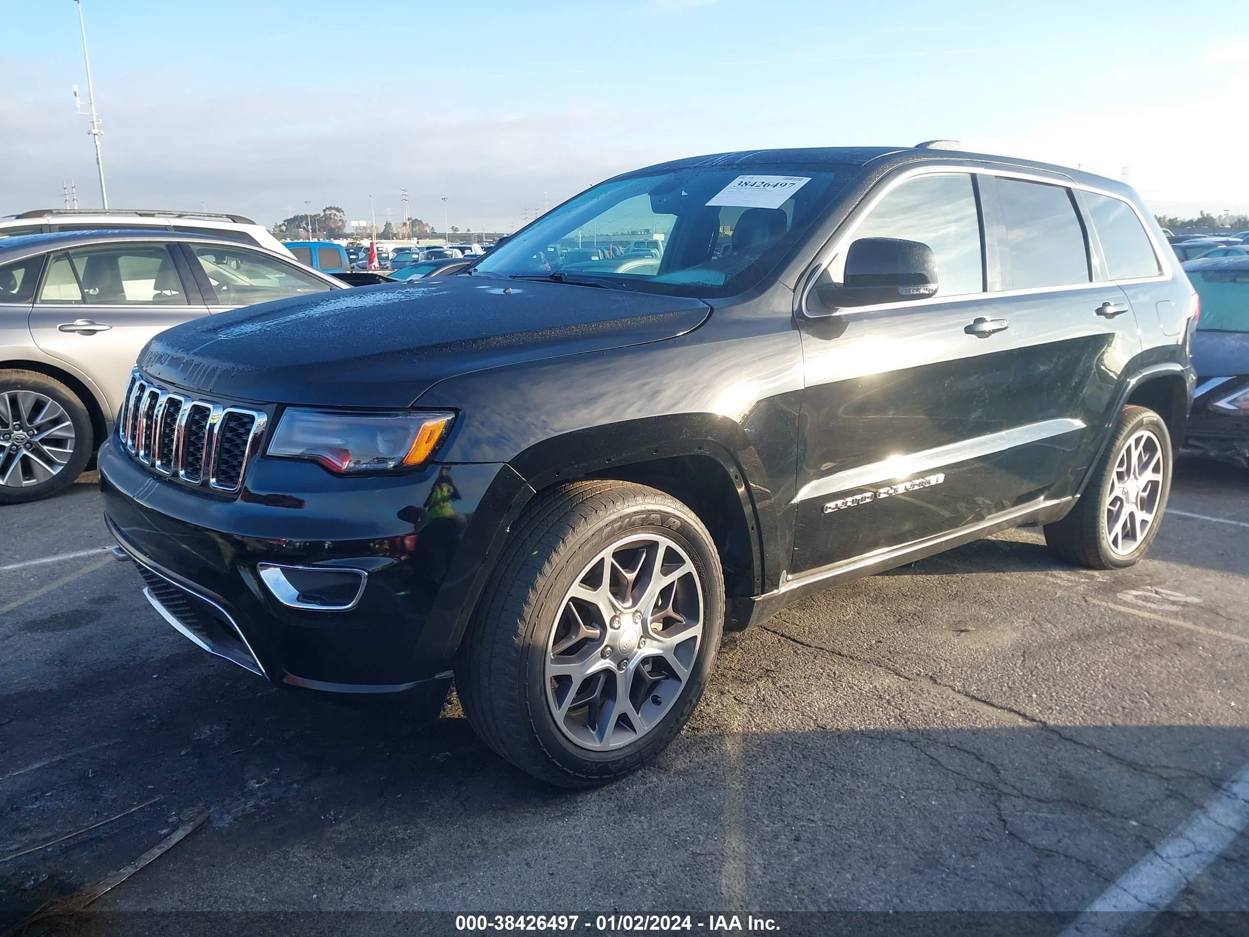 2018 Jeep Grand Cherokee Sterling Edition 4X2 vin: 1C4RJEBG5JC361882