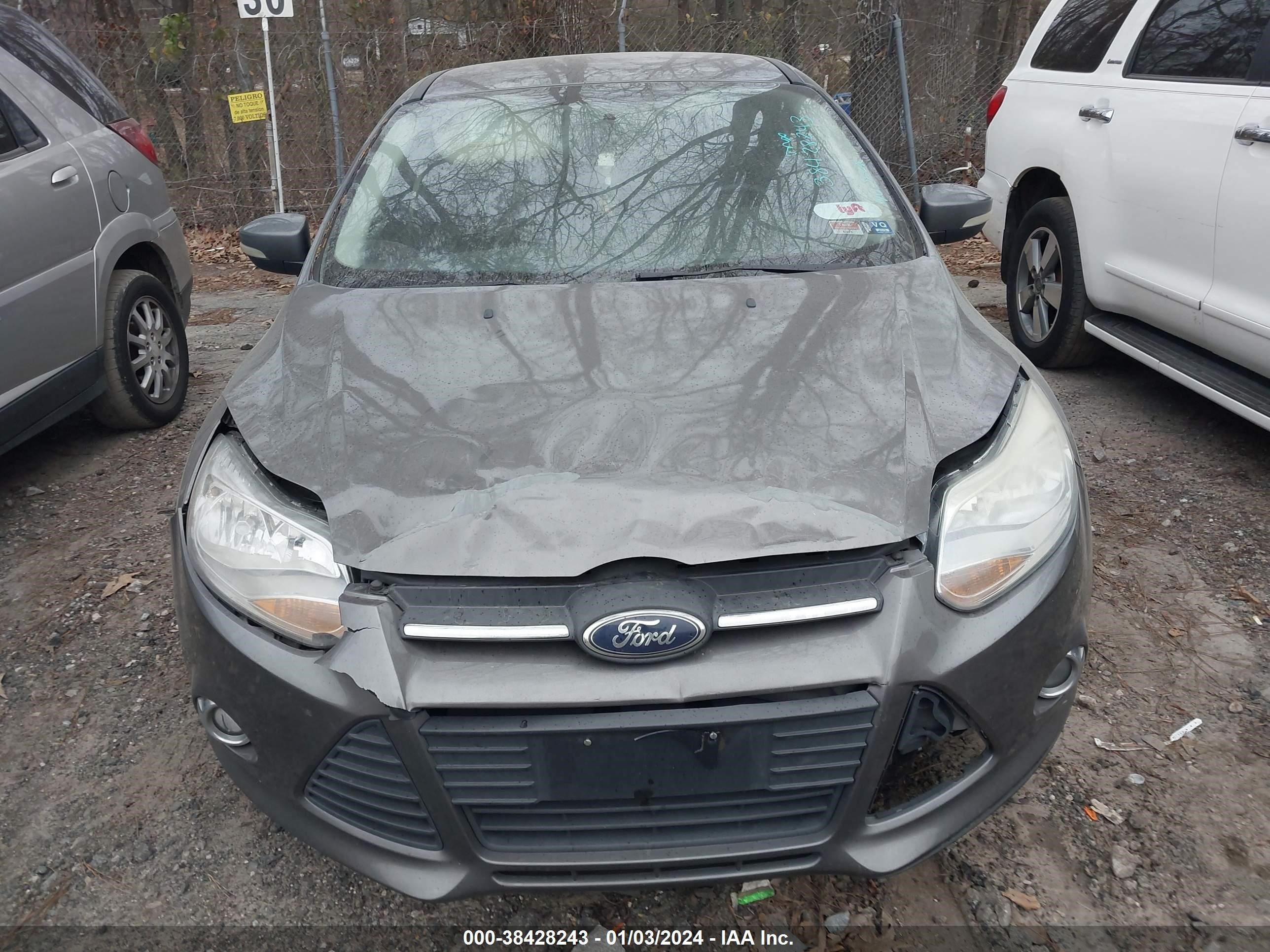 2014 Ford Focus Se vin: 1FADP3F28EL447582