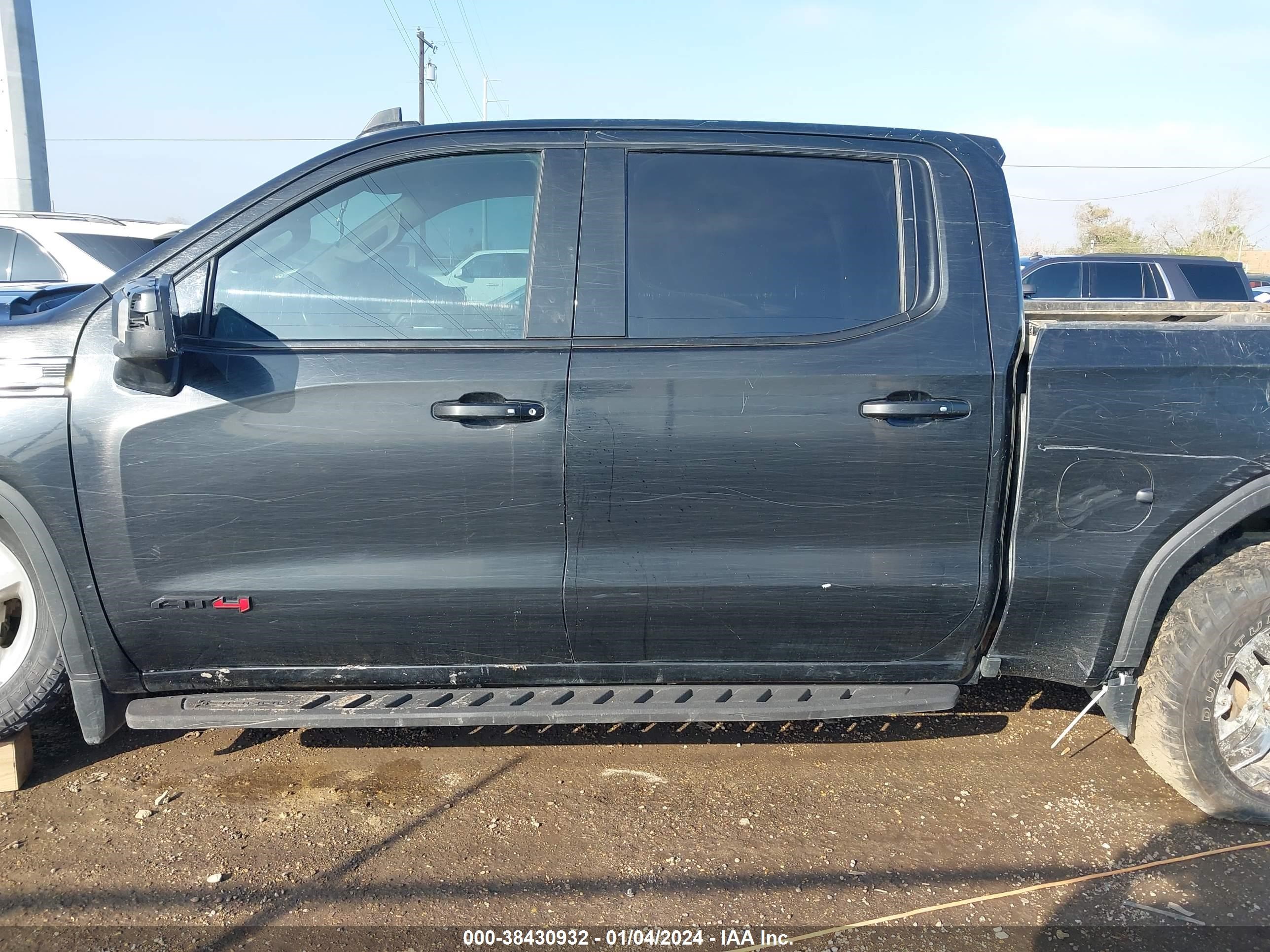 2021 GMC Sierra 1500 At4 vin: 1GTU9EET6MZ195384