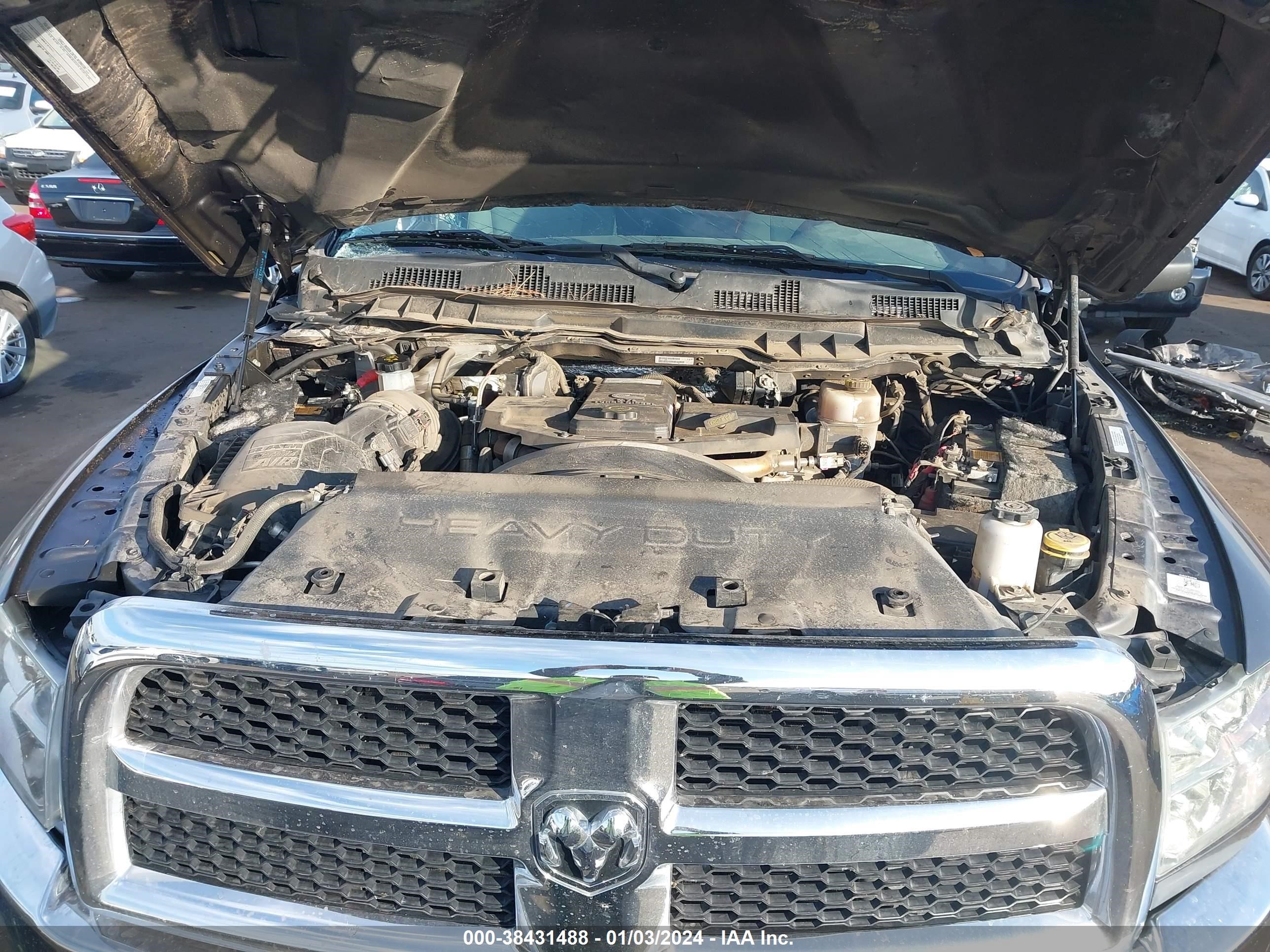 2018 Ram 2500 Tradesman 4X4 6'4 Box vin: 3C6UR5CL3JG405963