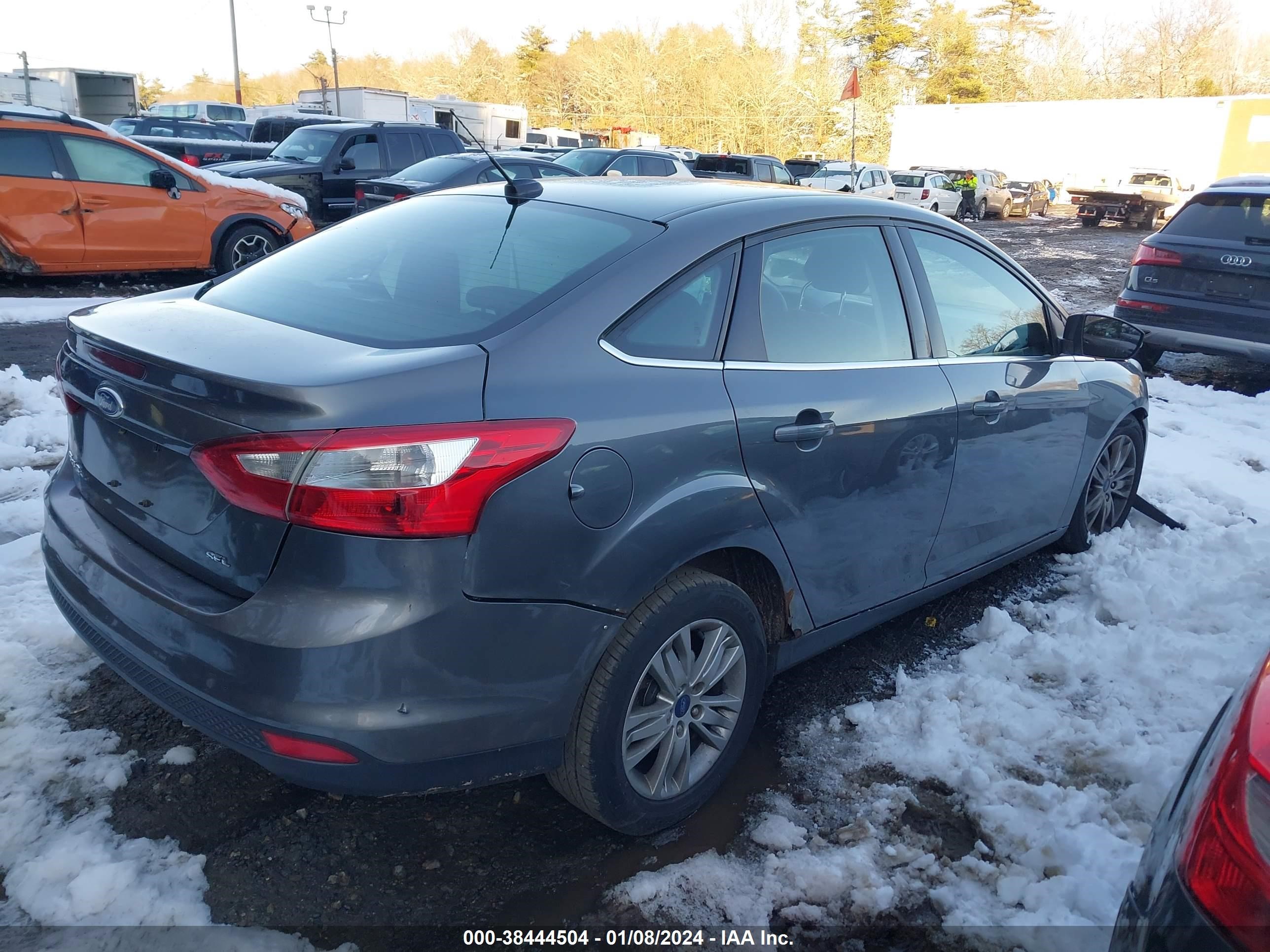 2012 Ford Focus Sel vin: 1FAHP3H23CL168732