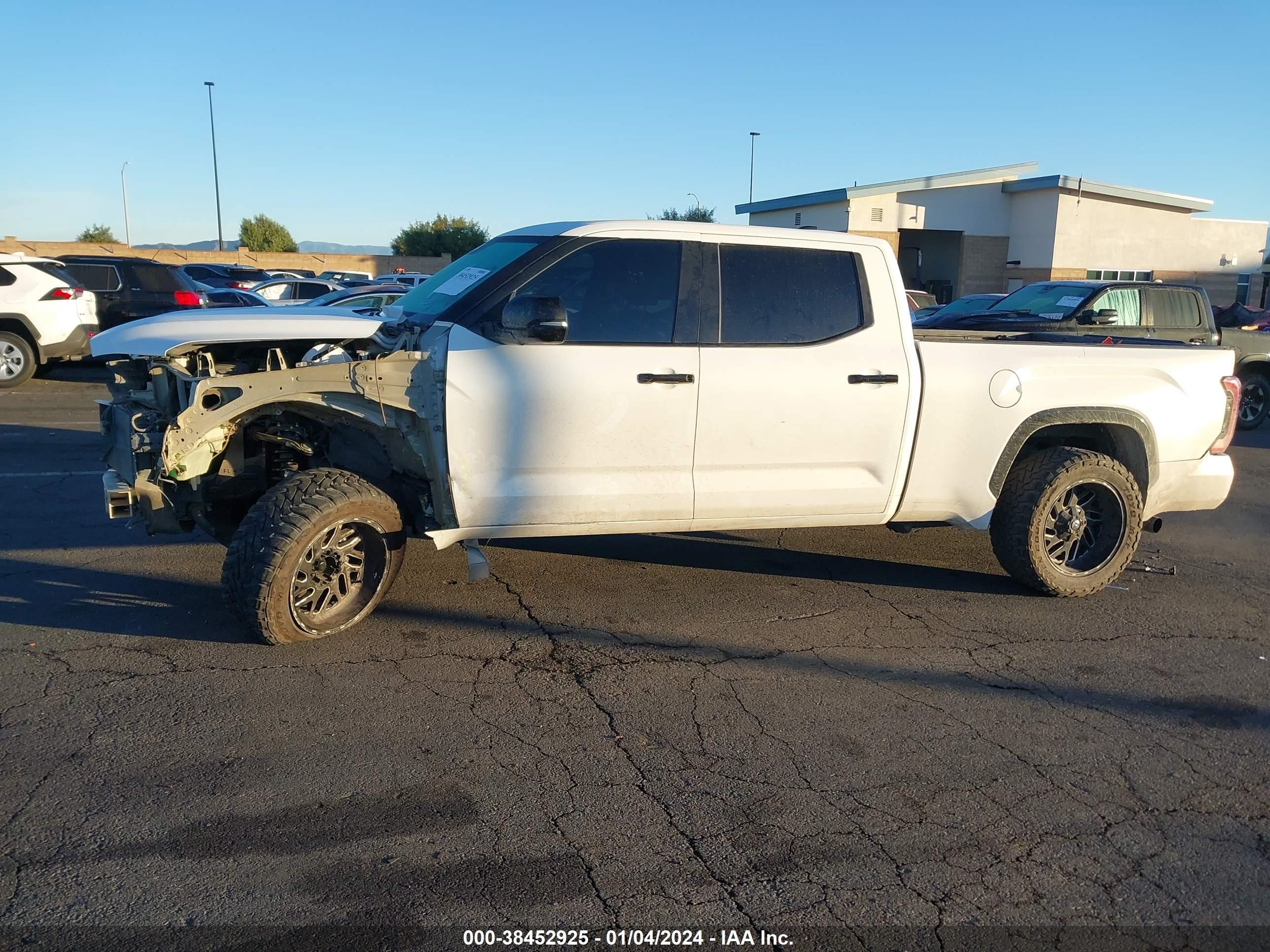 2022 Toyota Tundra Limited vin: 5TFJA5EC9NX005133